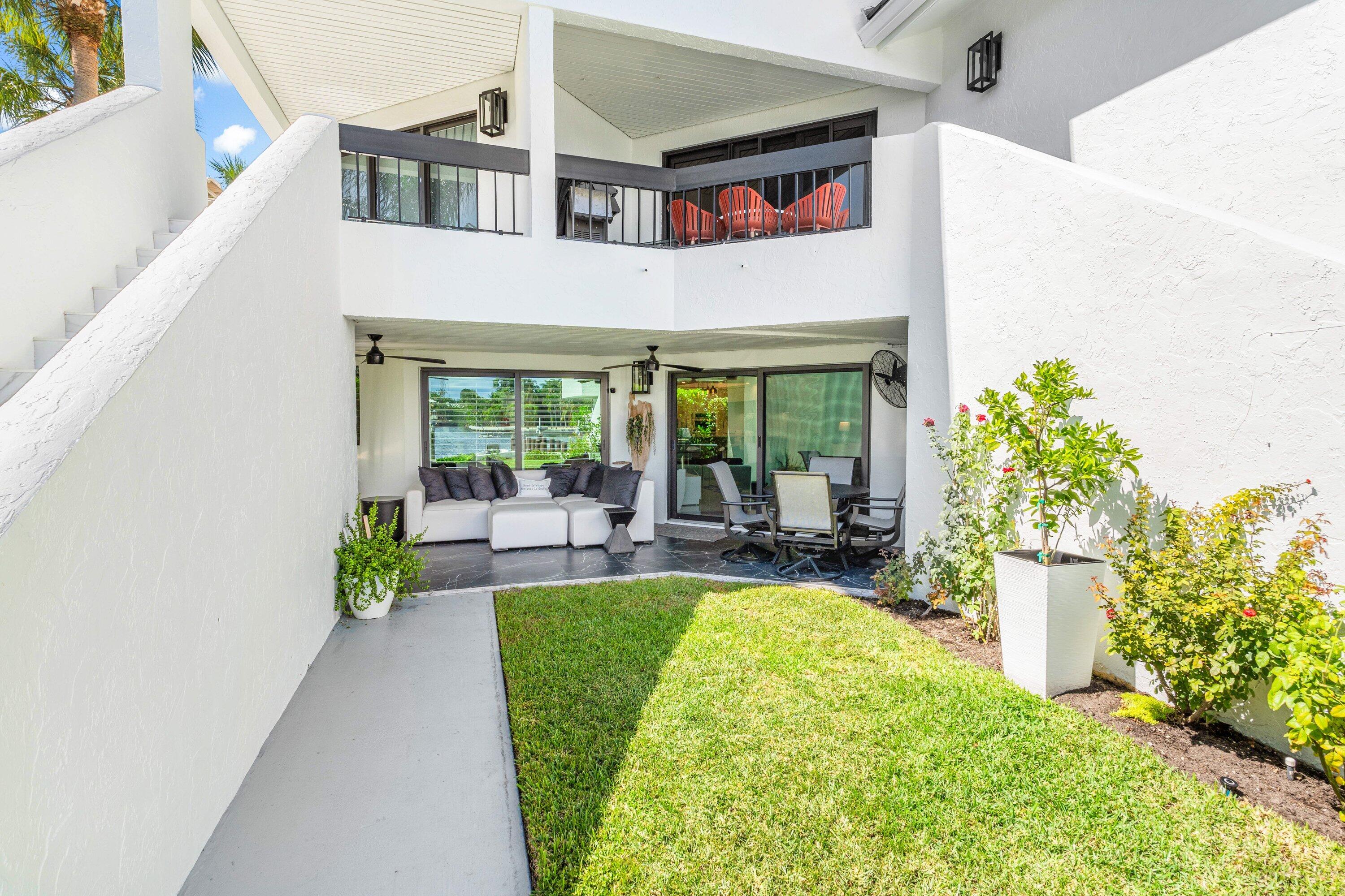 931 Palm Trail 4