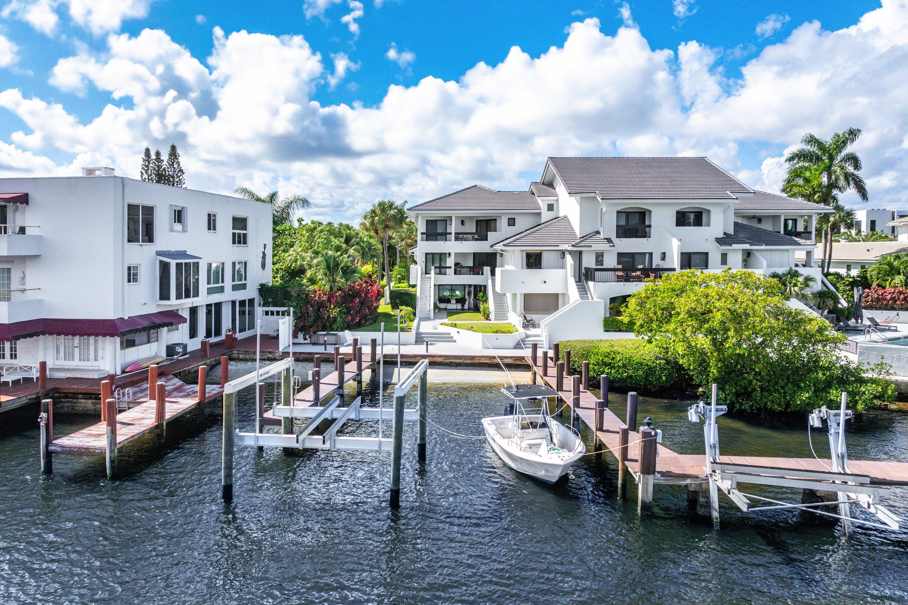 931 Palm Trail 4