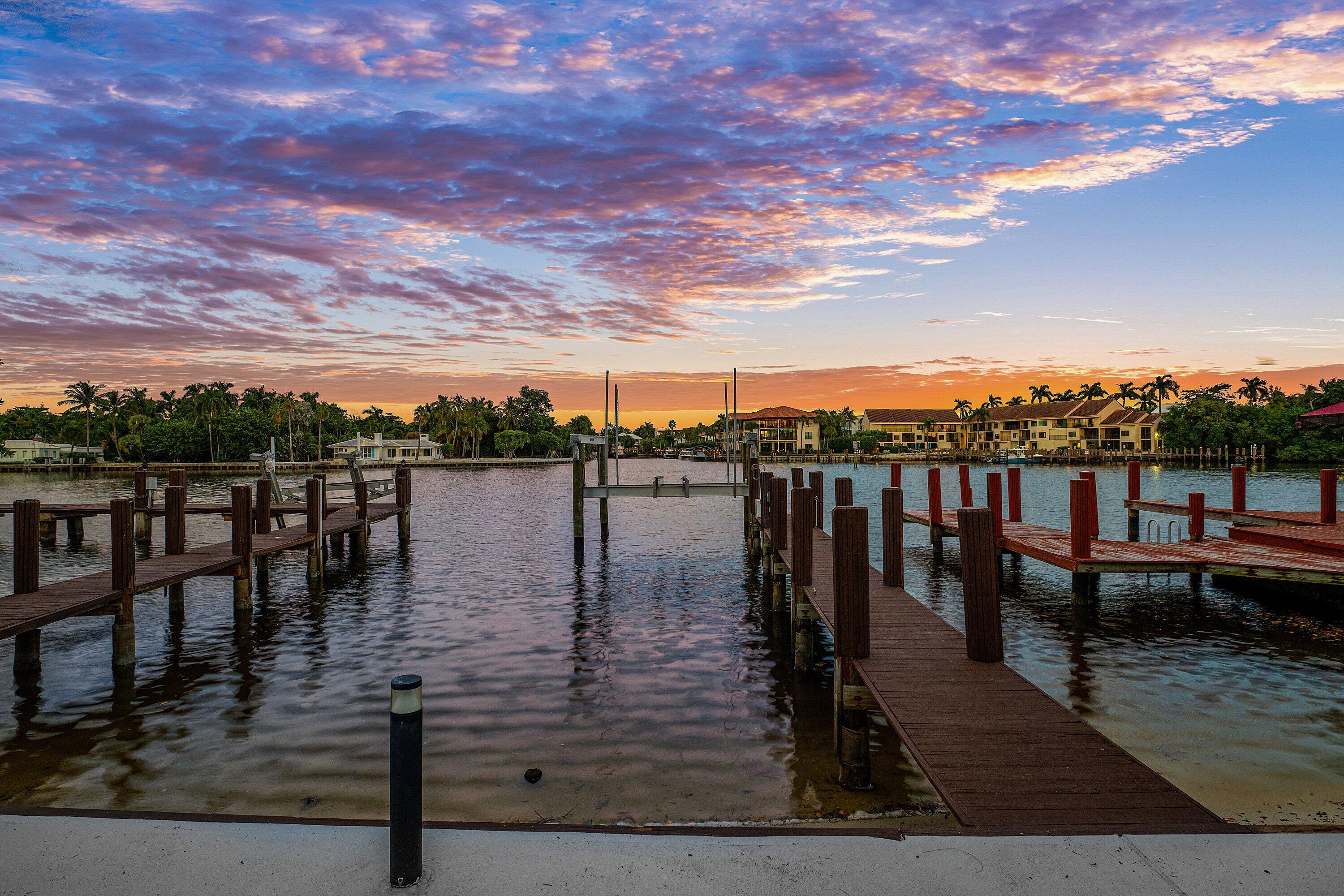 931 Palm Trail 4