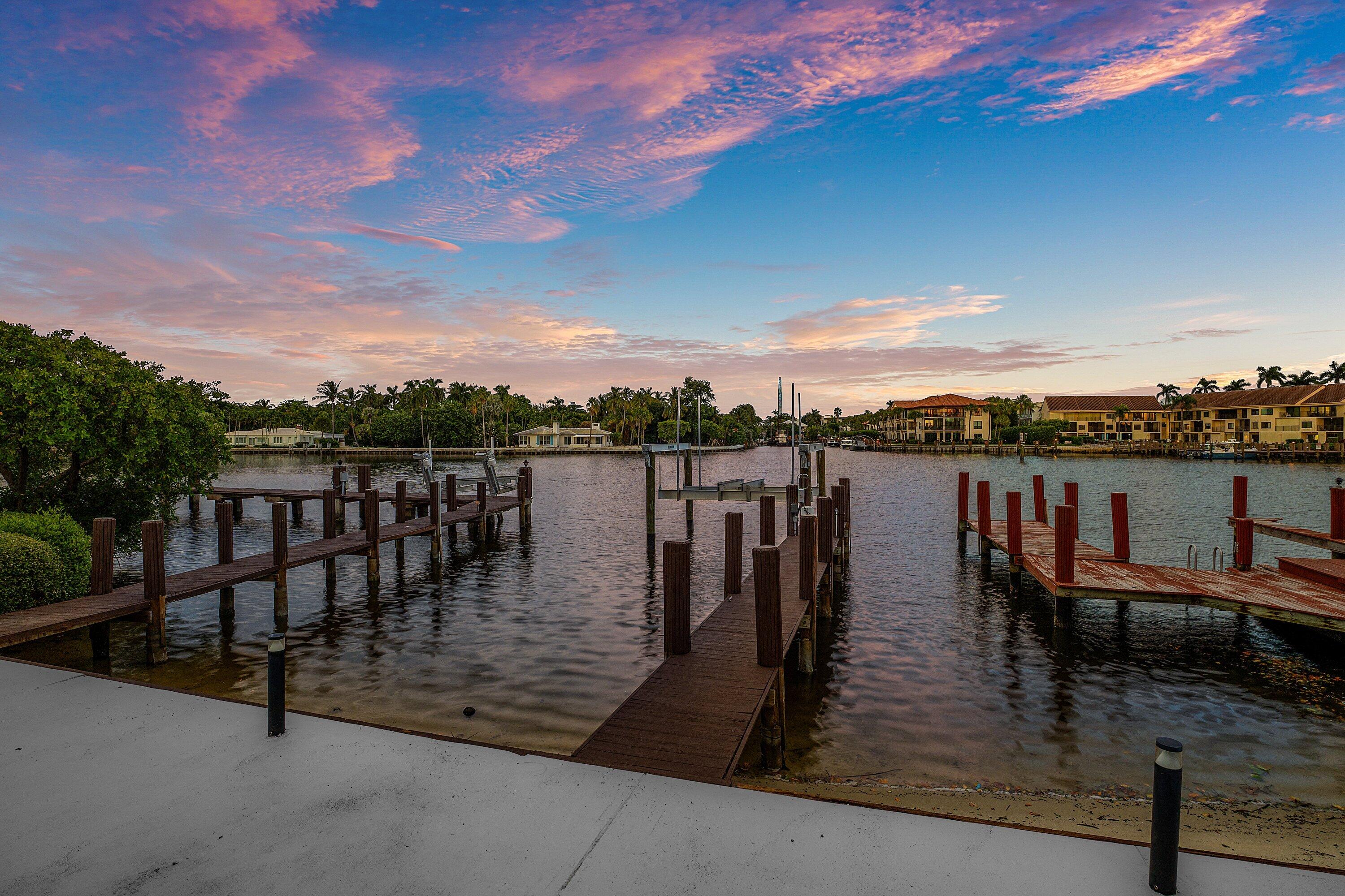 931 Palm Trail 4