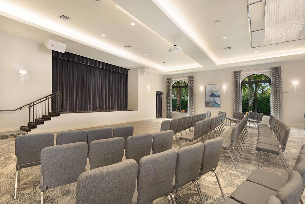 7001 Antinori Lane
