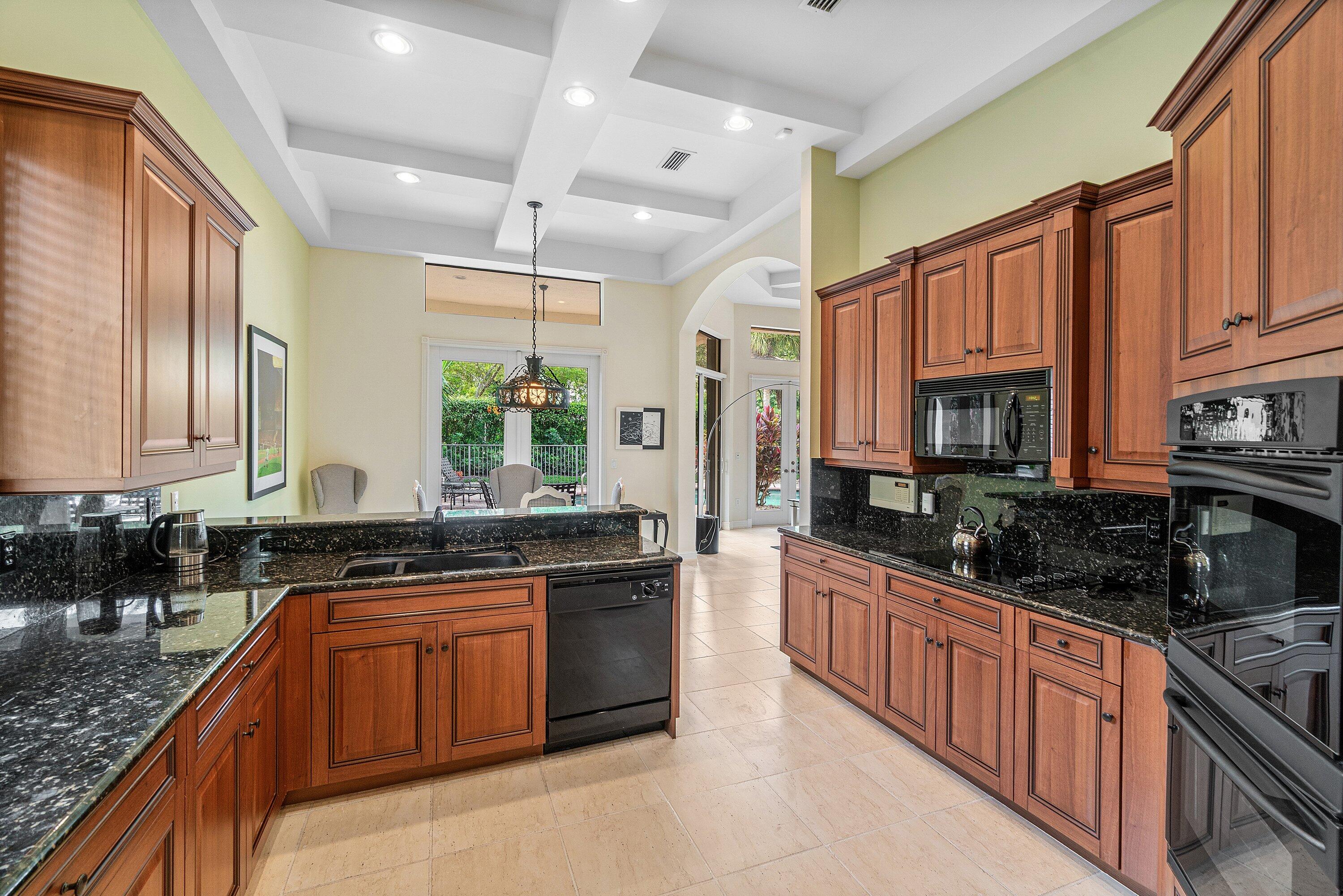 7001 Antinori Lane