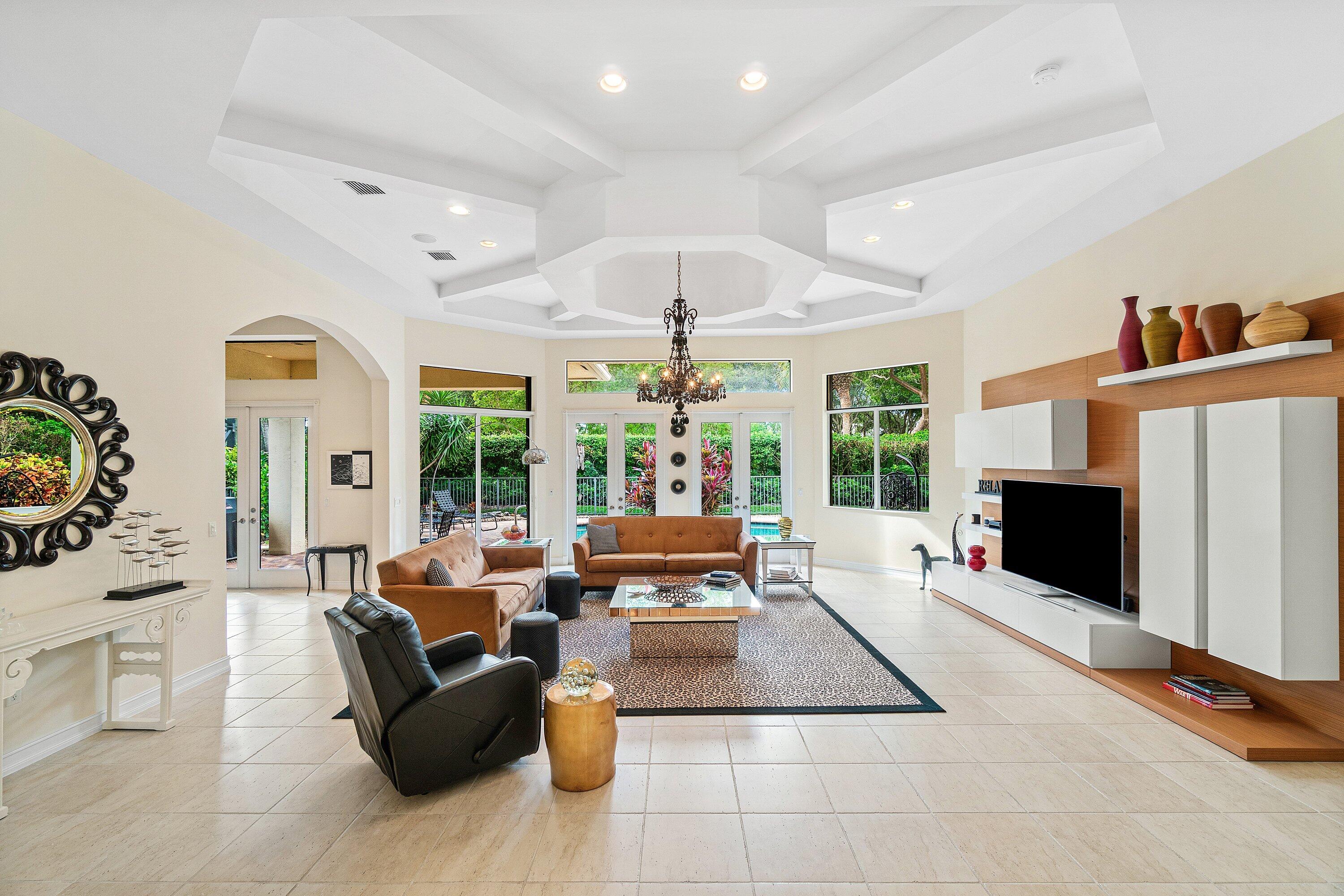 7001 Antinori Lane