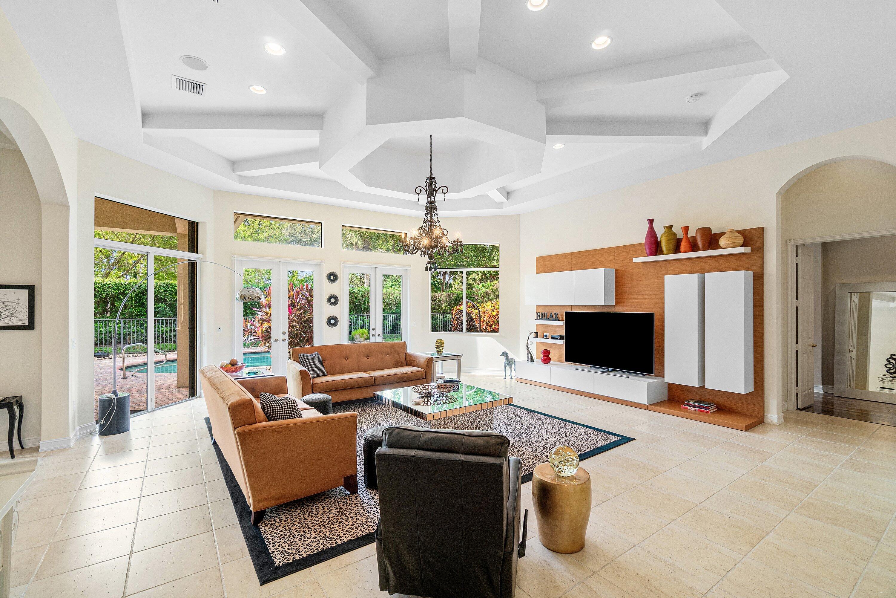 7001 Antinori Lane