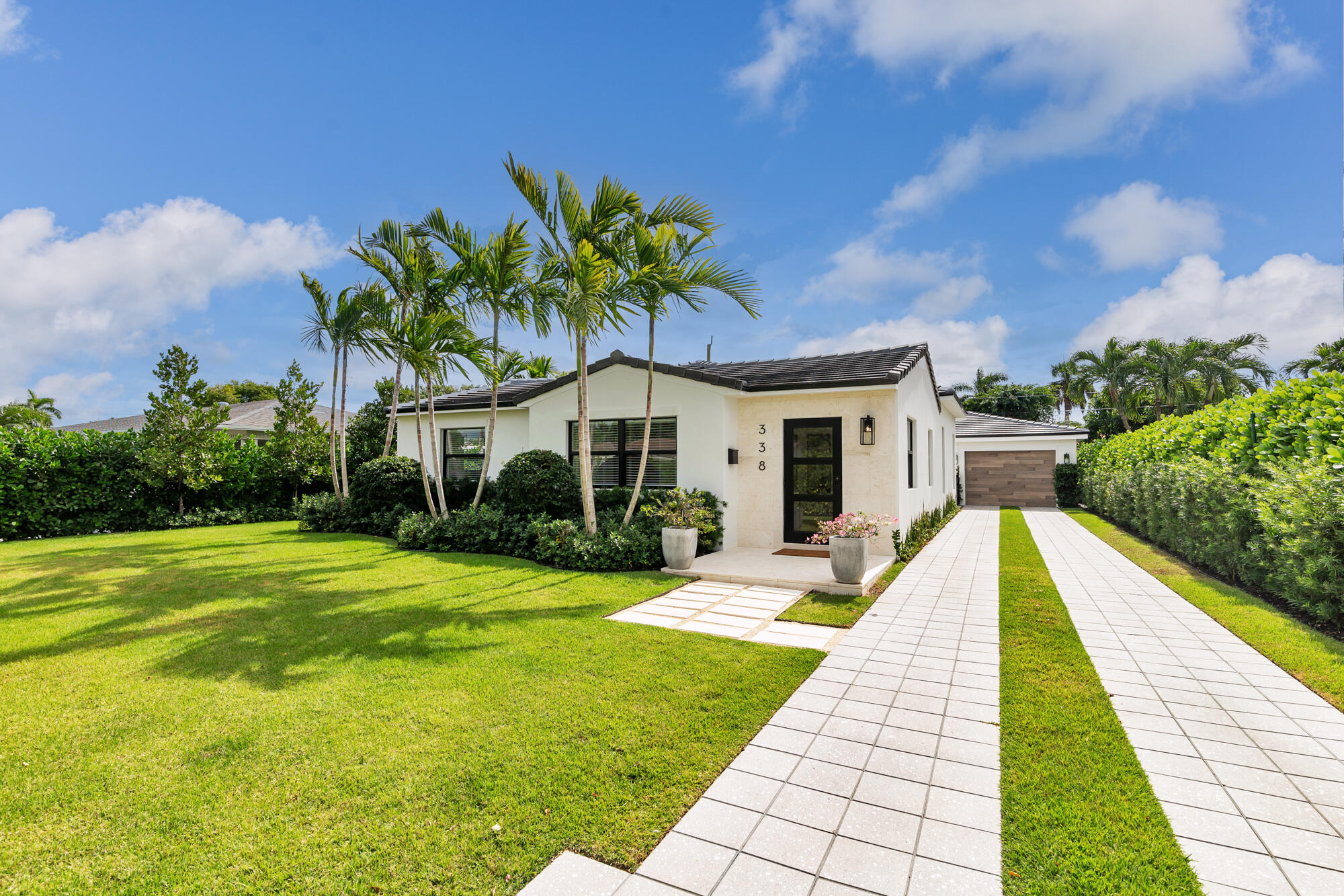 338 Alhambra Place