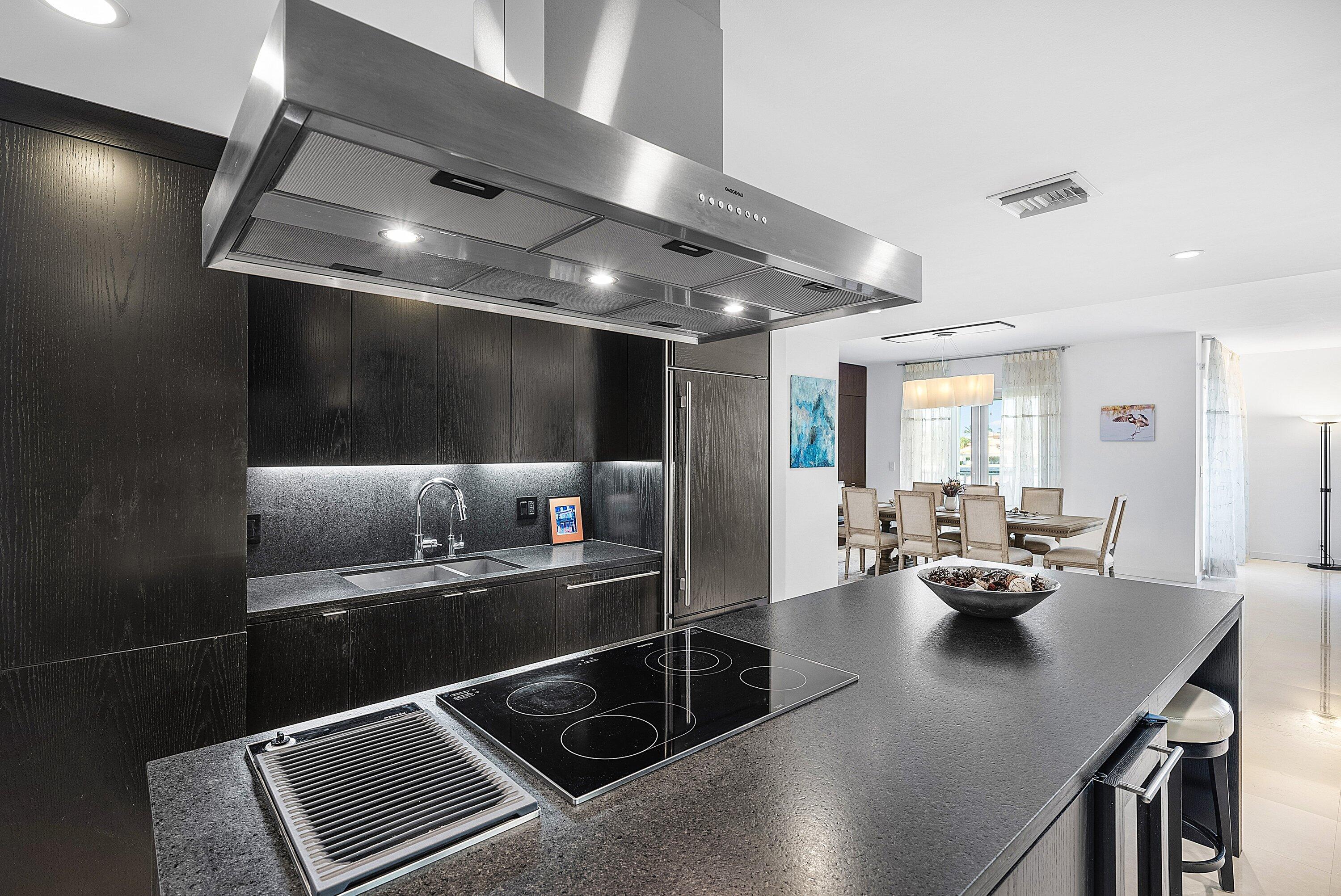 2150 S Ocean Boulevard 6b