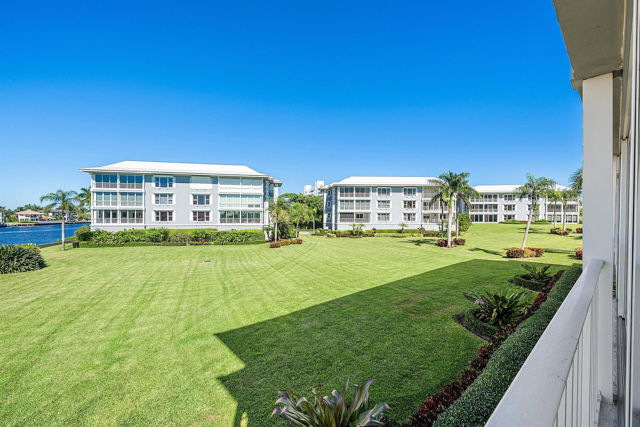 2150 S Ocean Boulevard 6b