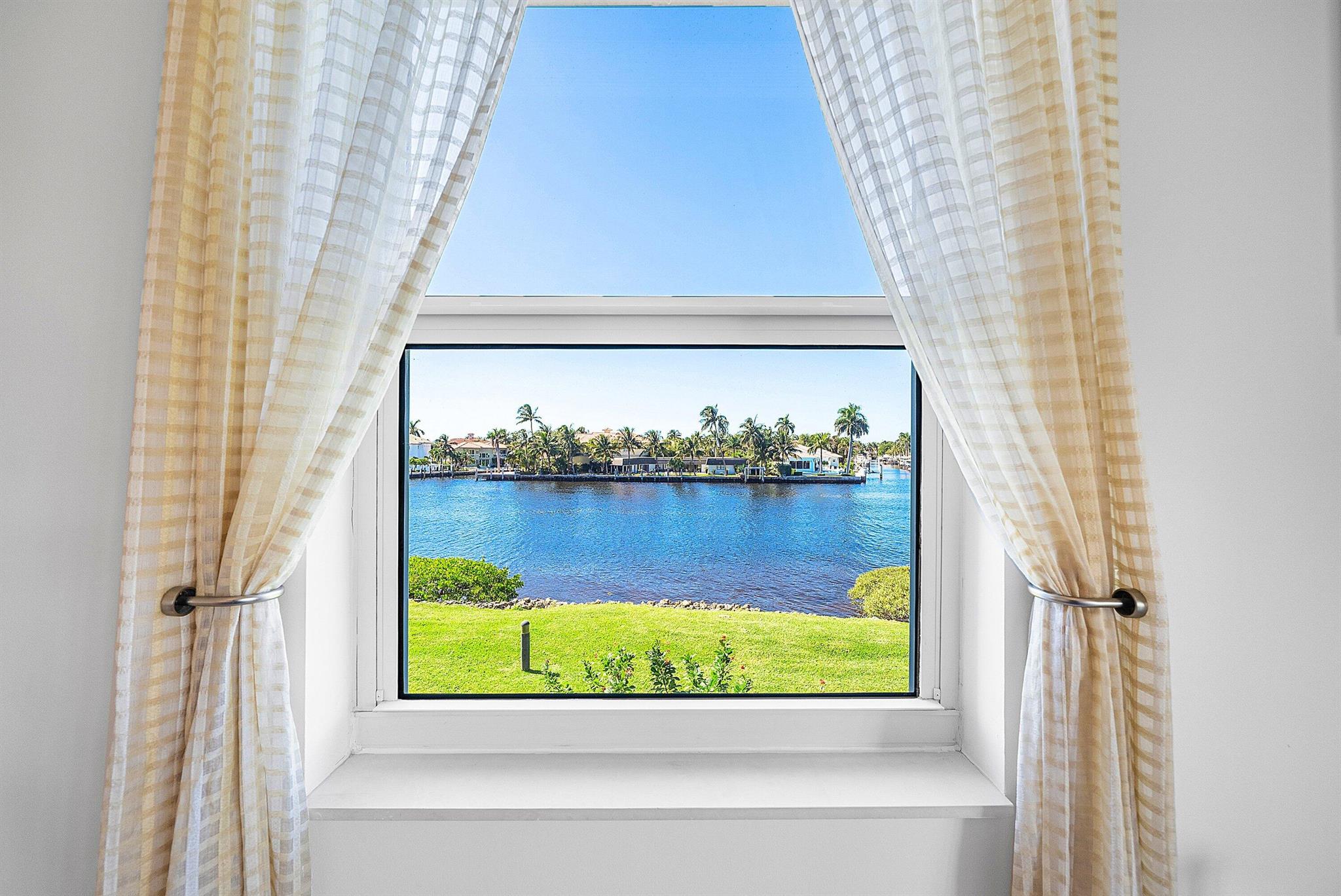 2150 S Ocean Boulevard 6b