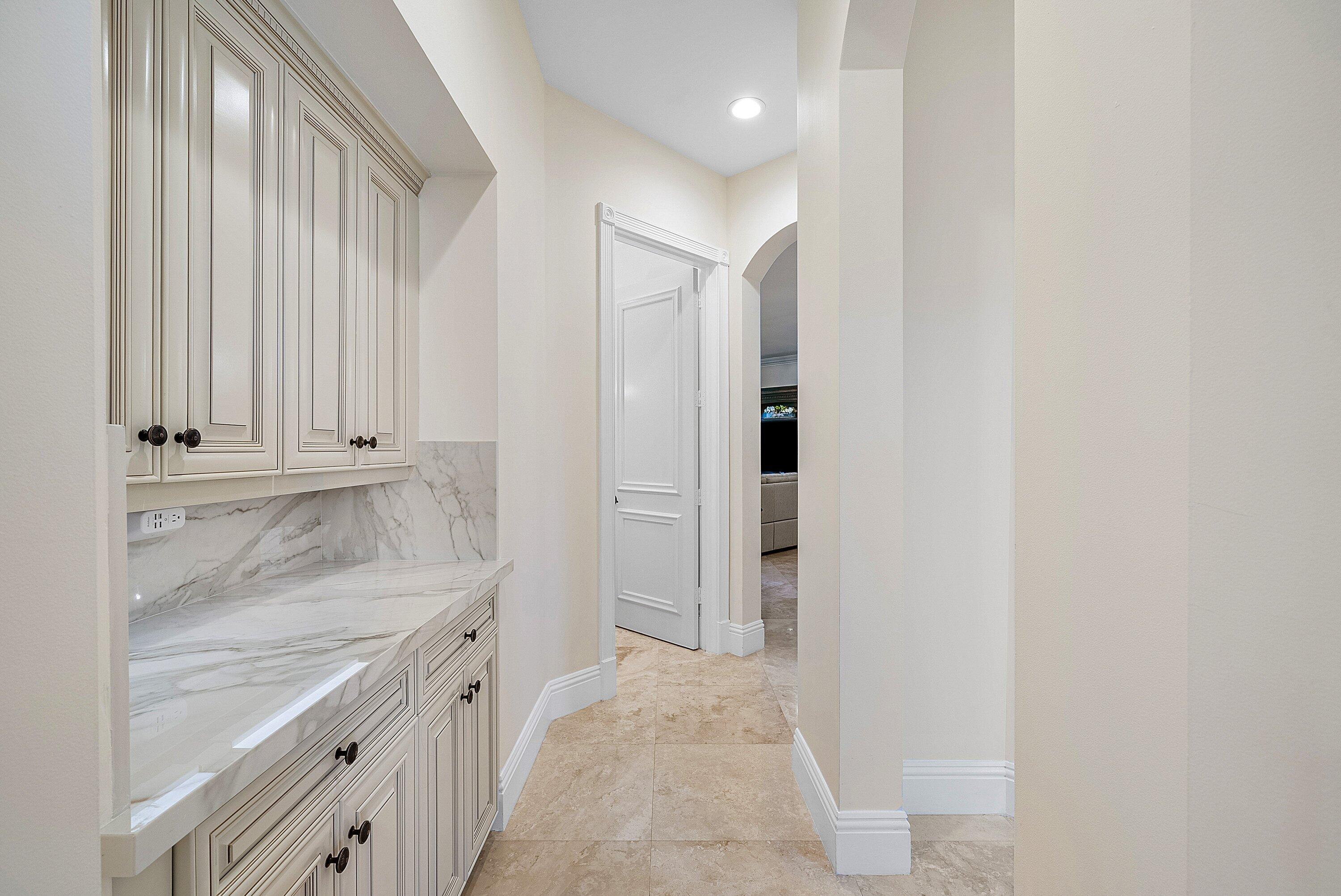 712 NE 71st Street