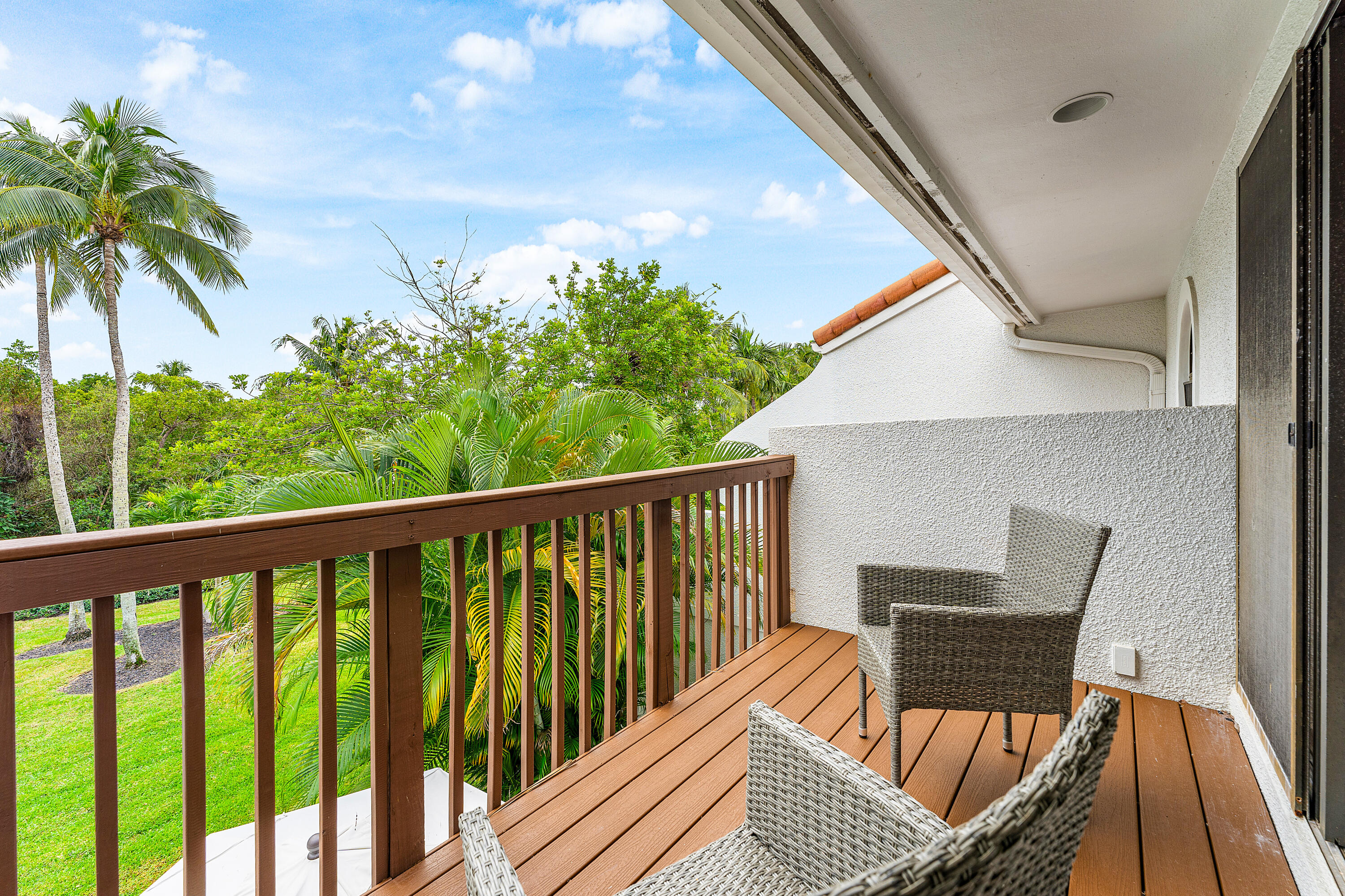 5578a N Ocean Boulevard 28f