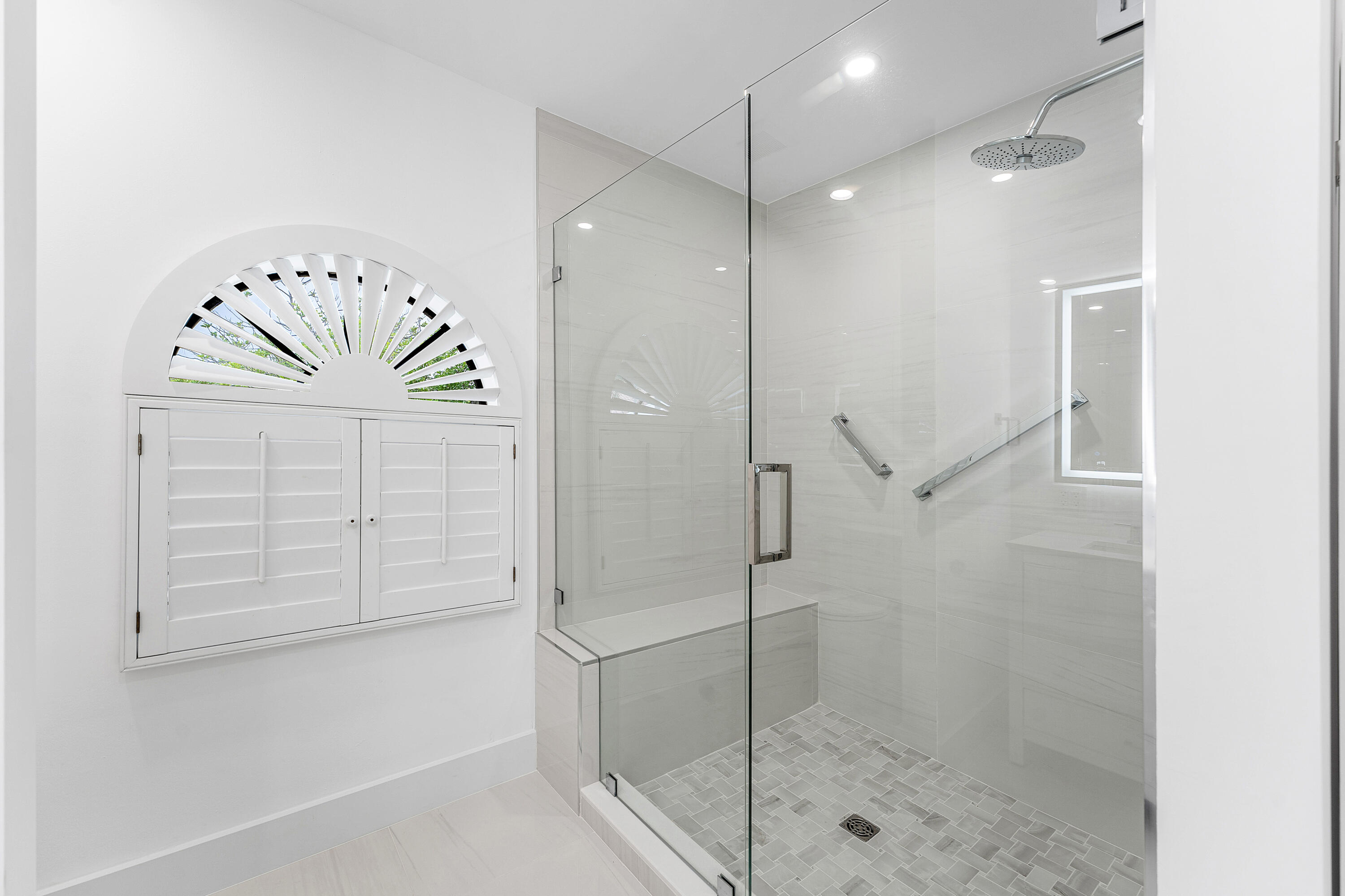 5578a N Ocean Boulevard 28f