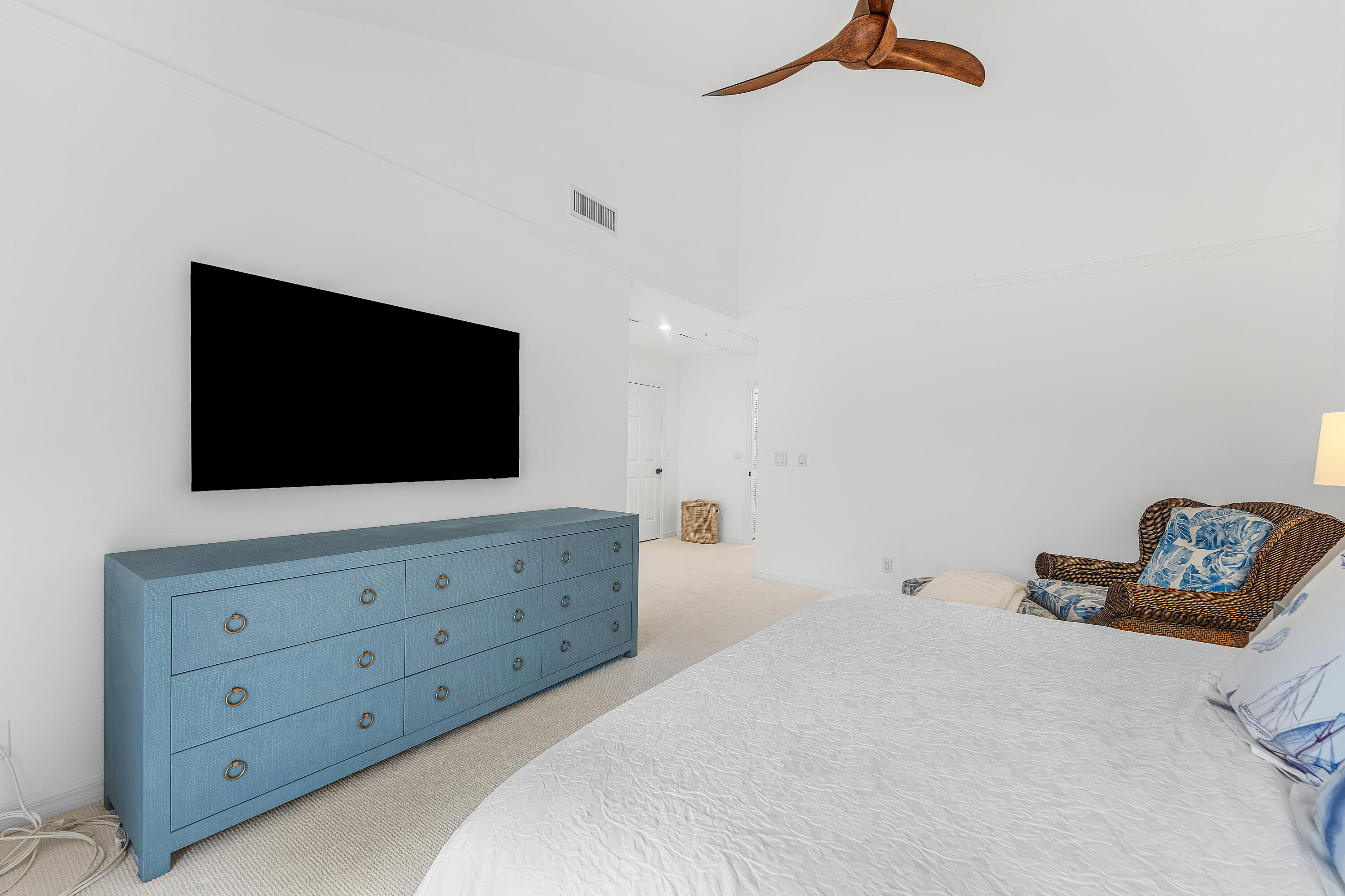 5578a N Ocean Boulevard 28f