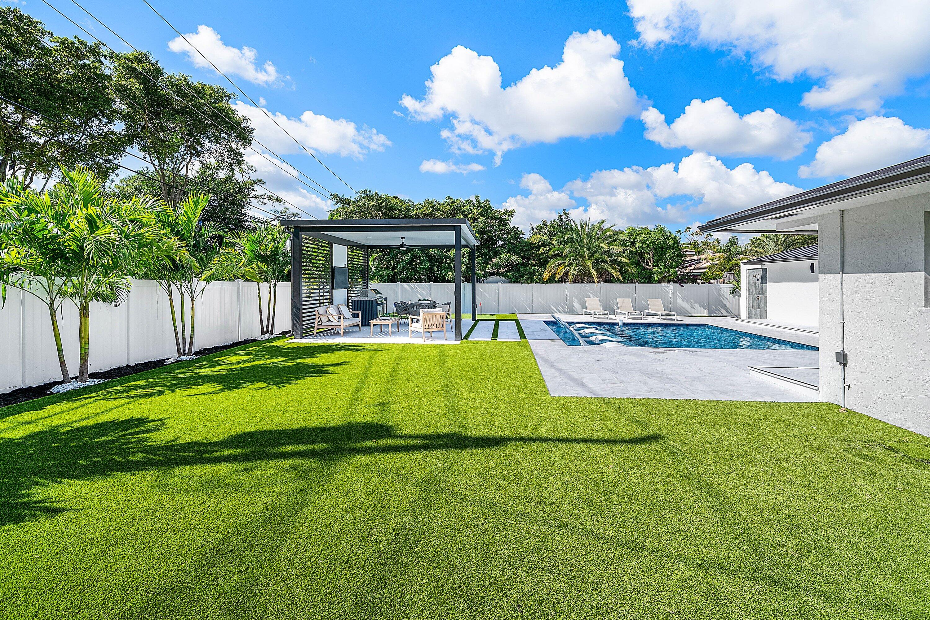 1120 SW 16th Street