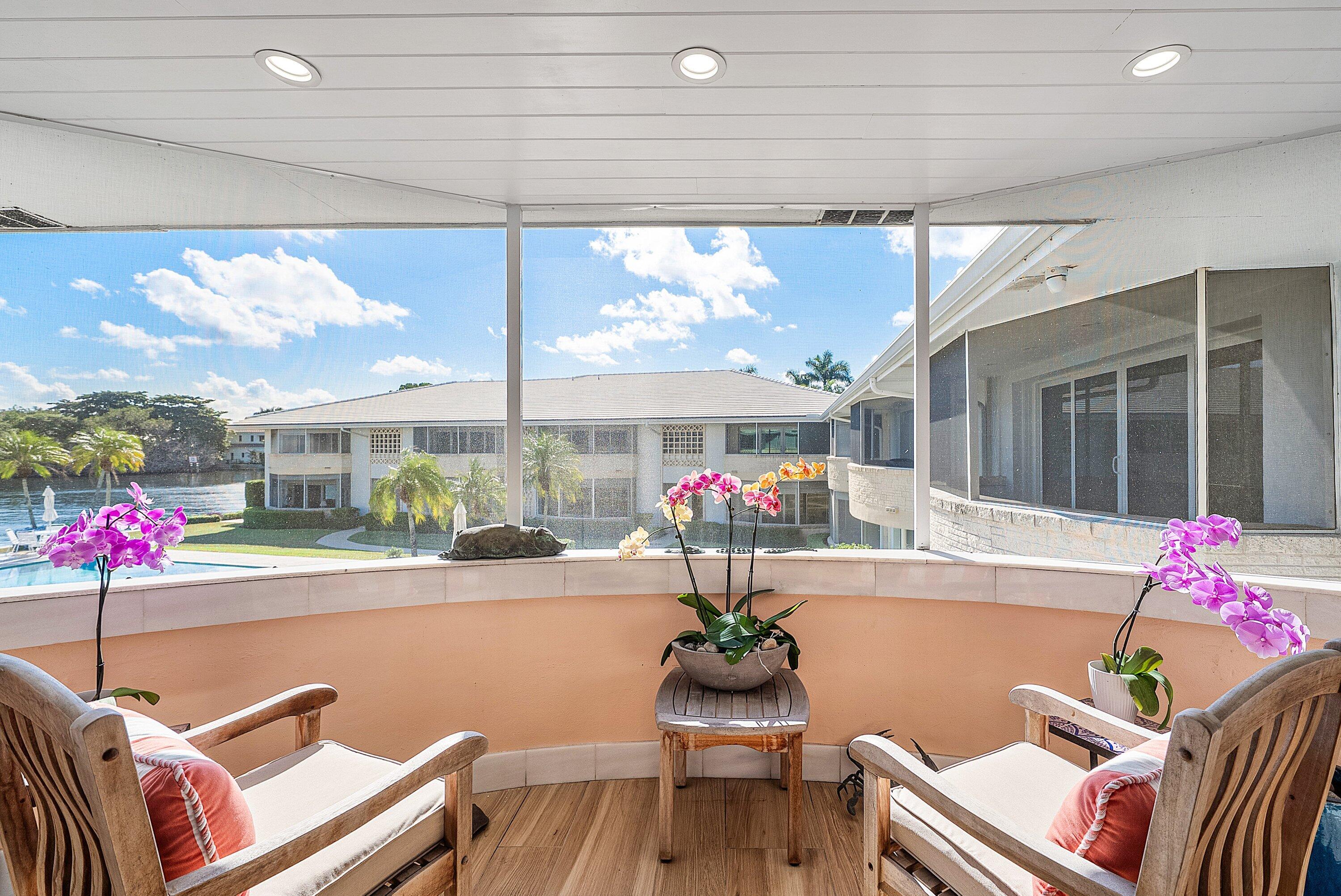 725 Palm Trail 10