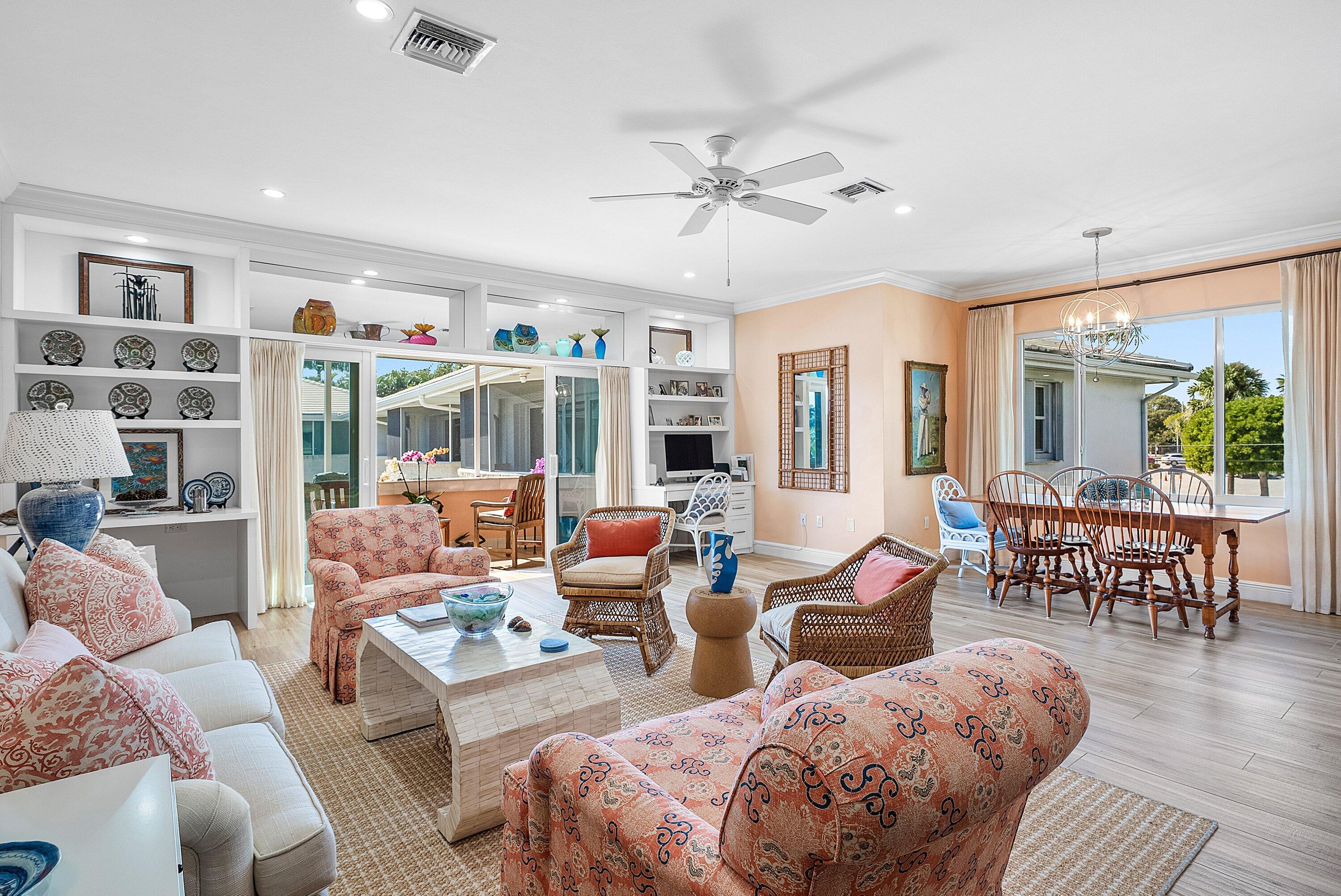 725 Palm Trail 10