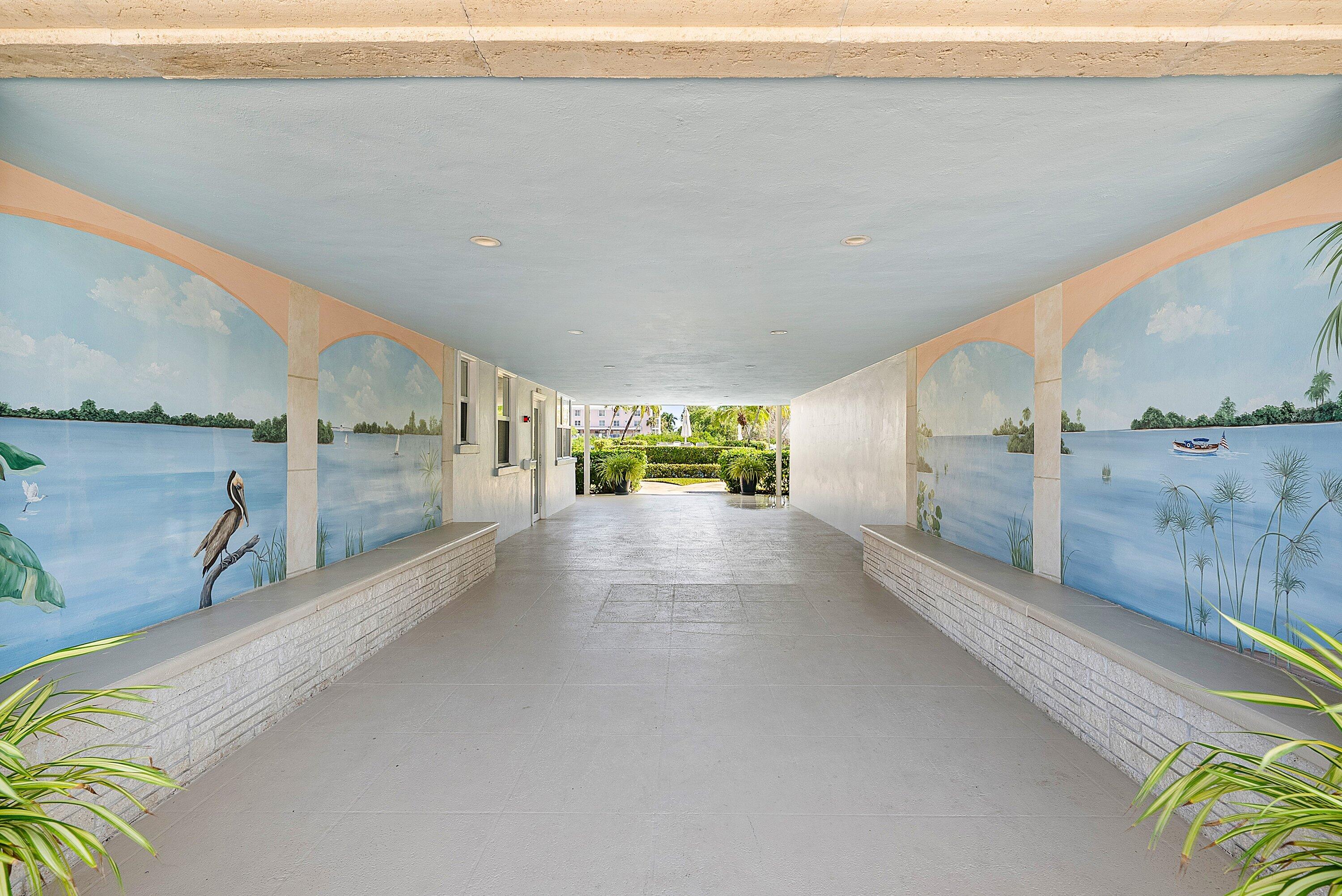 725 Palm Trail 10