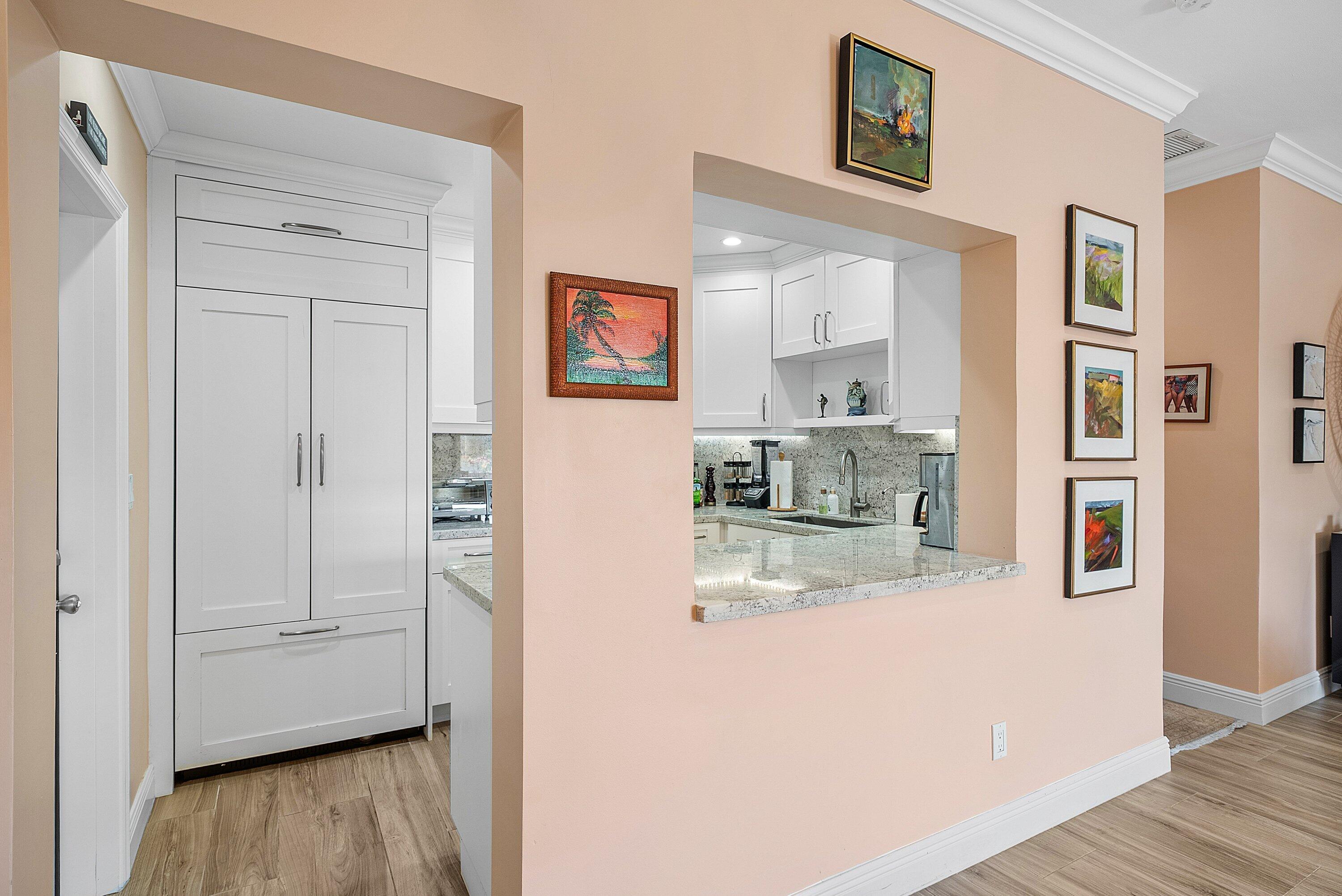 725 Palm Trail 10
