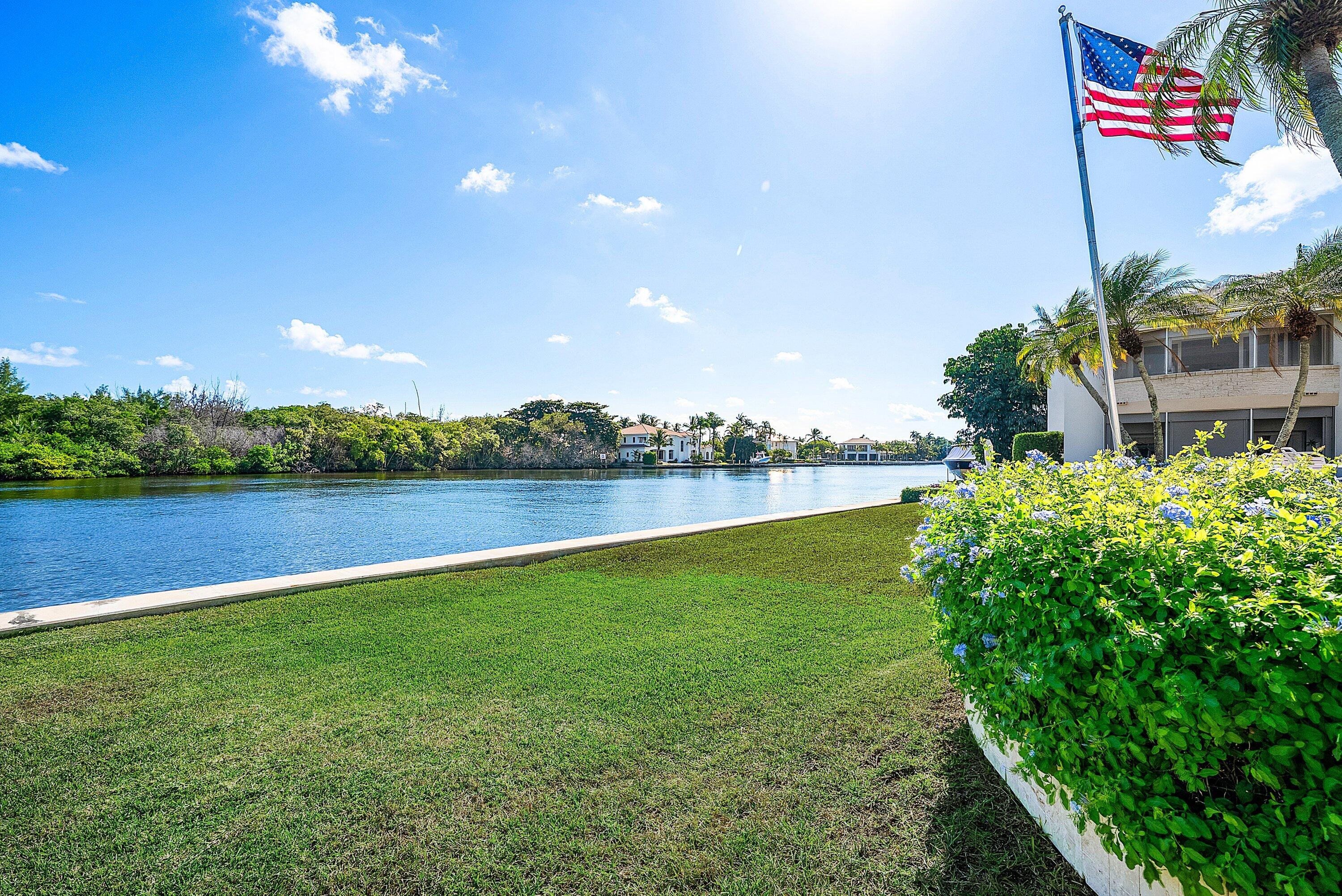 725 Palm Trail 10