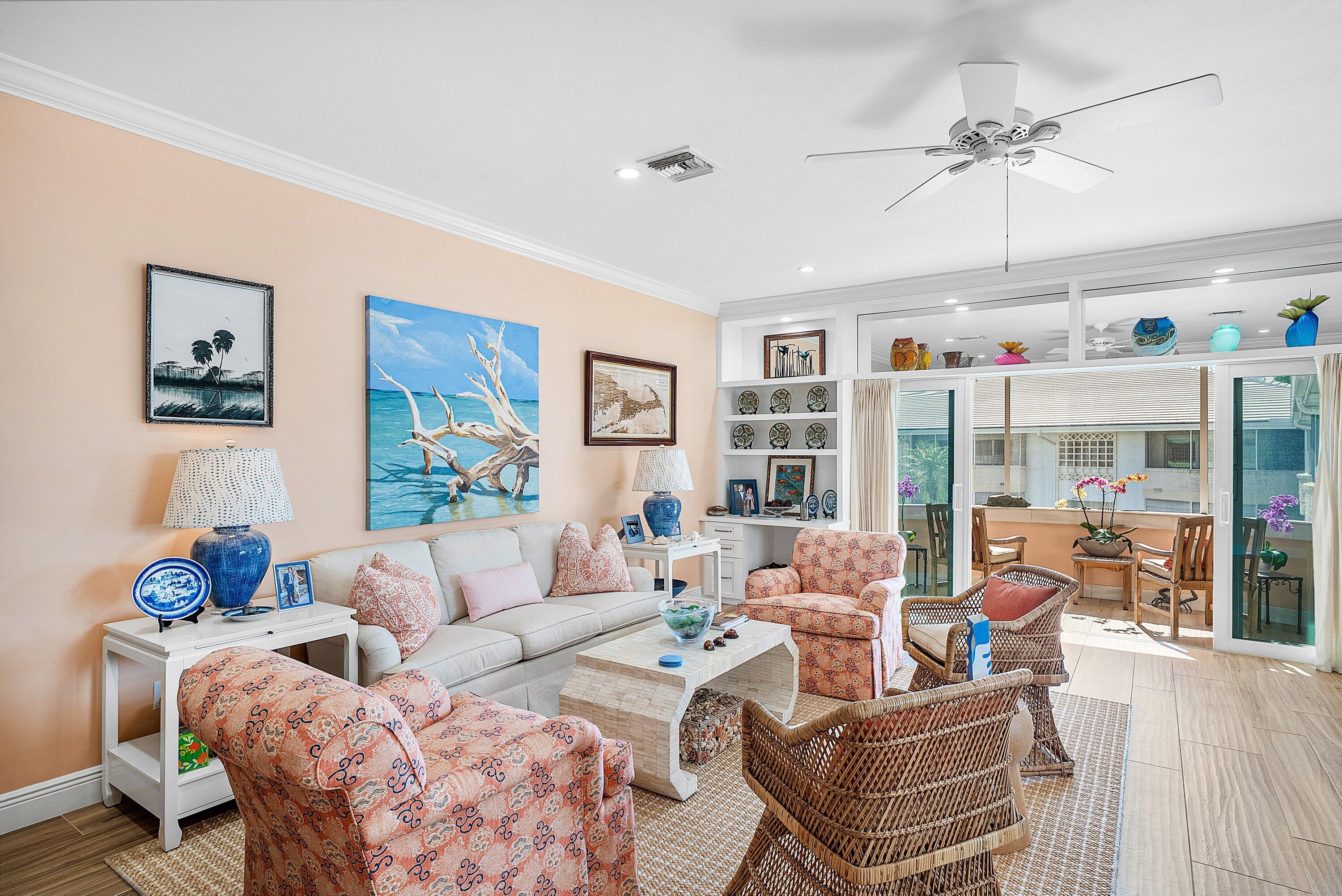 725 Palm Trail 10