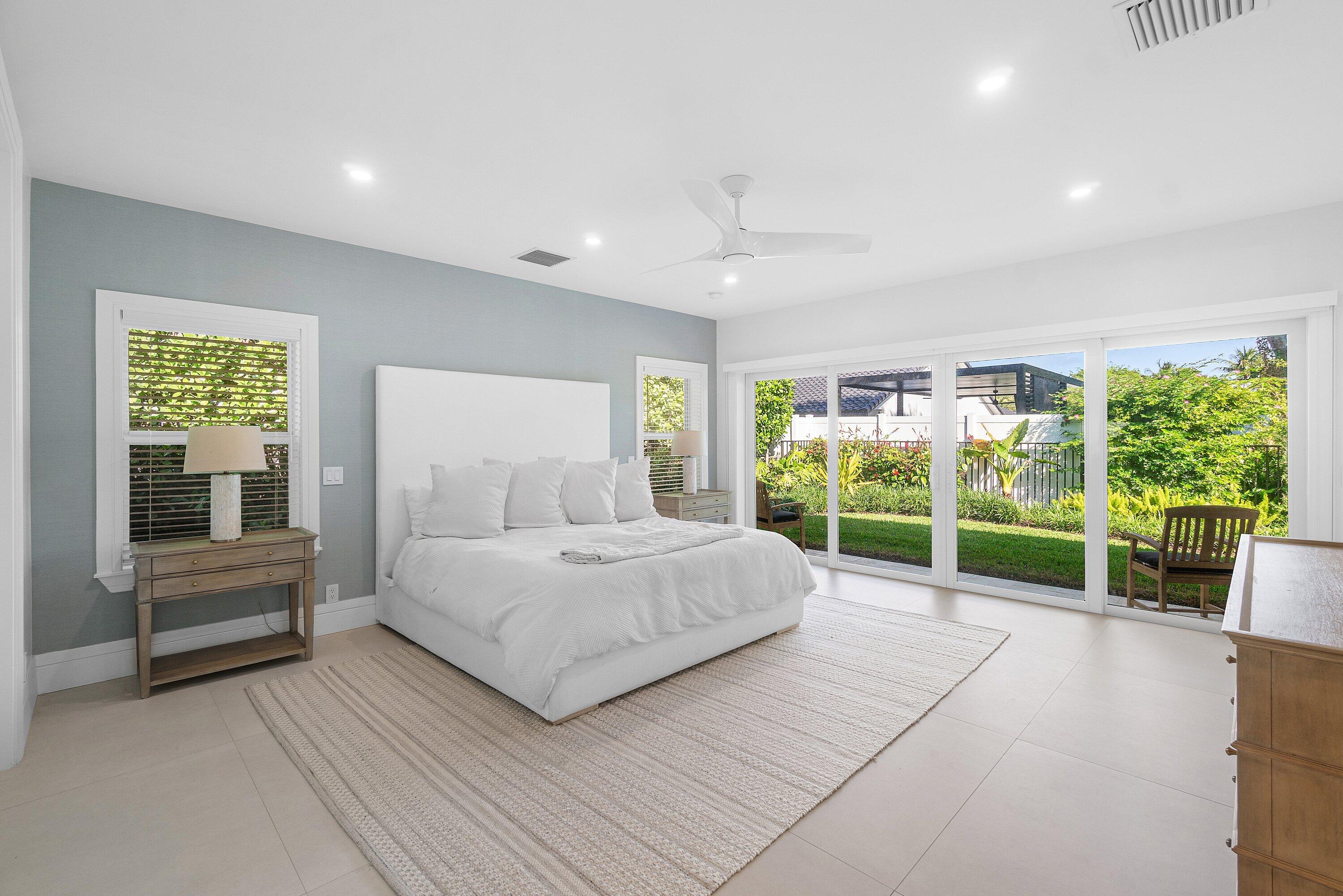917 SW 36th Court