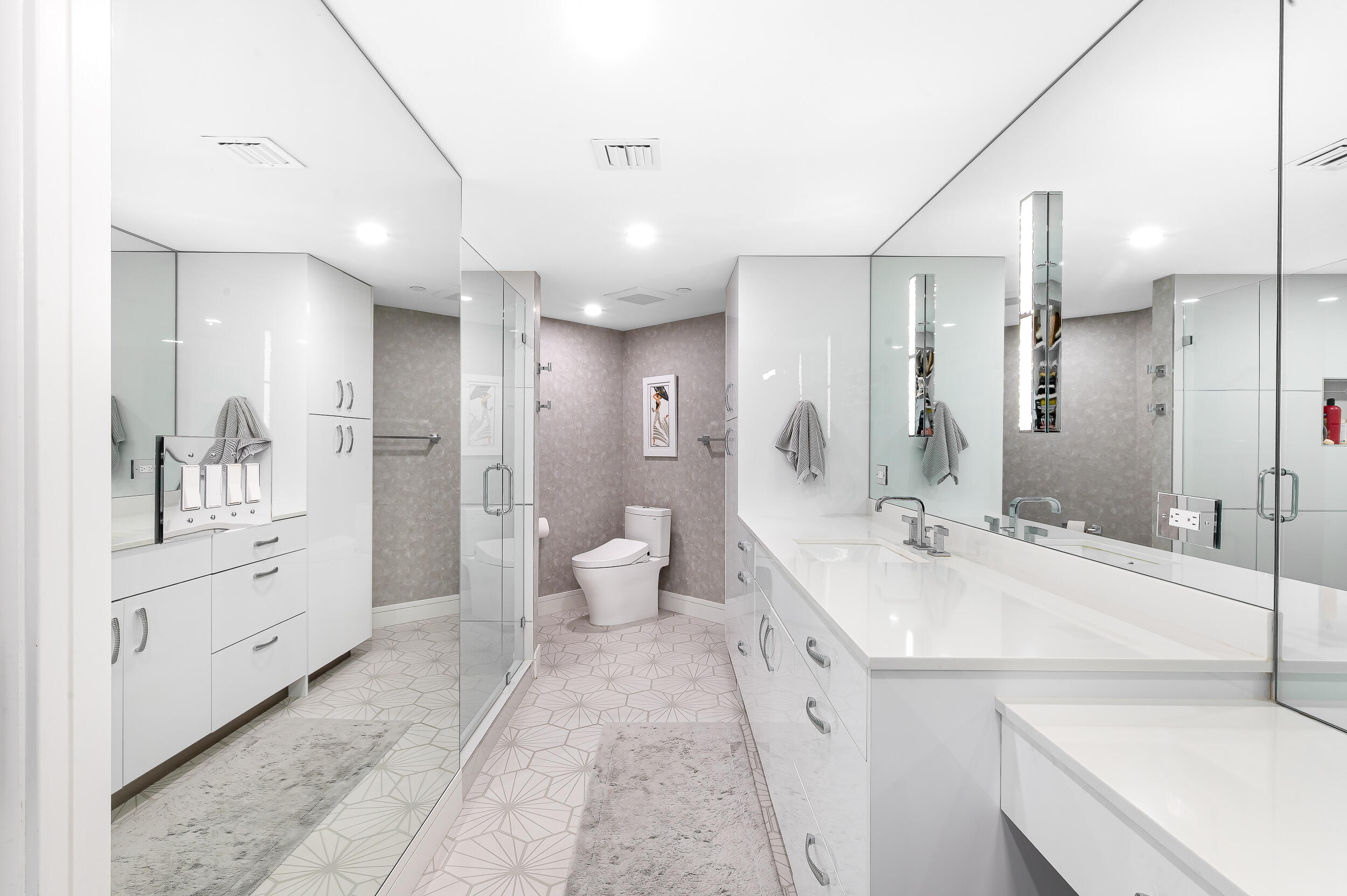 100 SE 5th Avenue 302