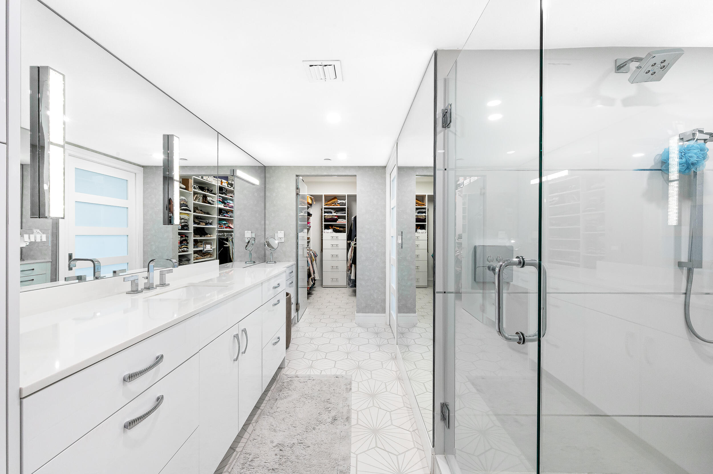 100 SE 5th Avenue 302