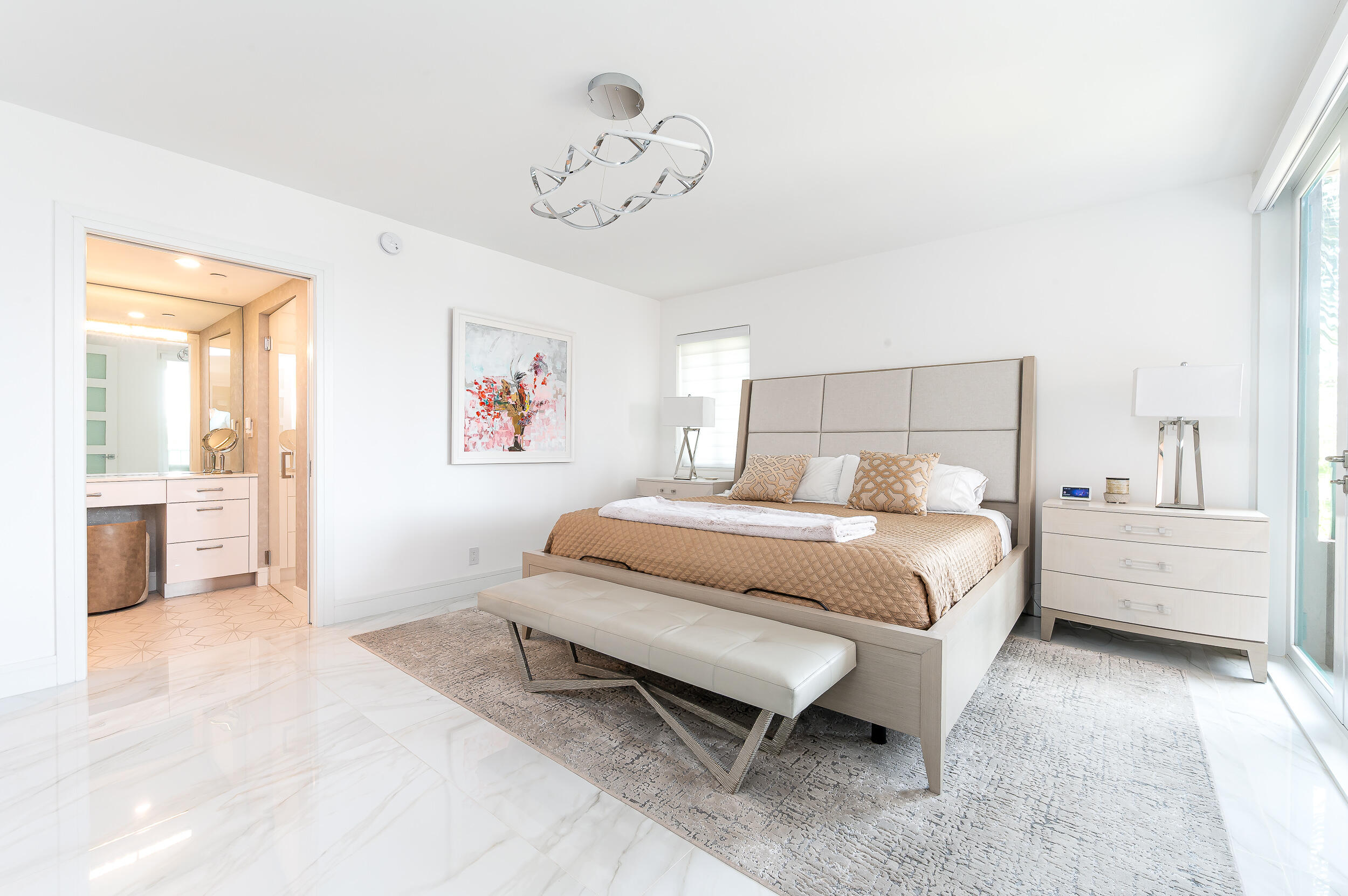 100 SE 5th Avenue 302