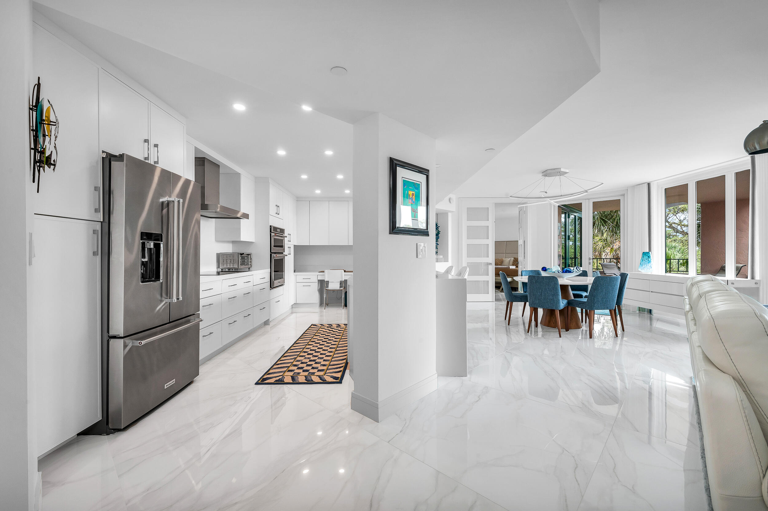 100 SE 5th Avenue 302