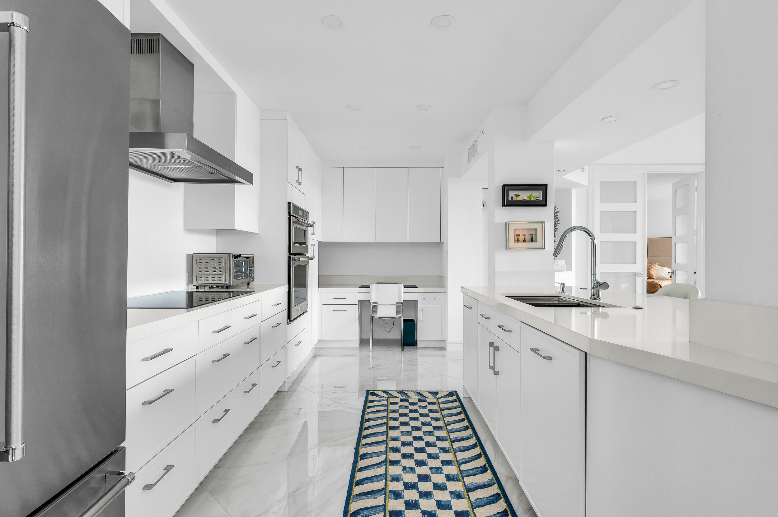 100 SE 5th Avenue 302