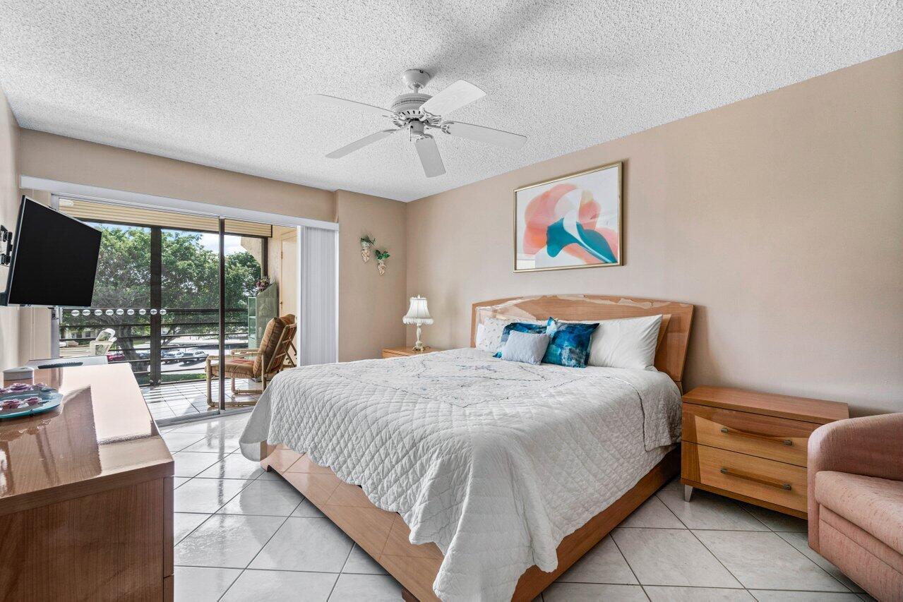 23345 Carolwood Lane 406, Boca Raton Unit: 406