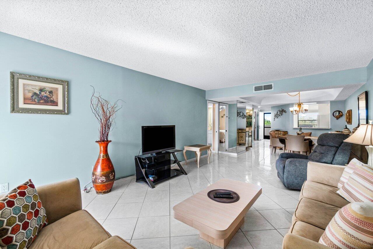 23345 Carolwood Lane 406, Boca Raton Unit: 406