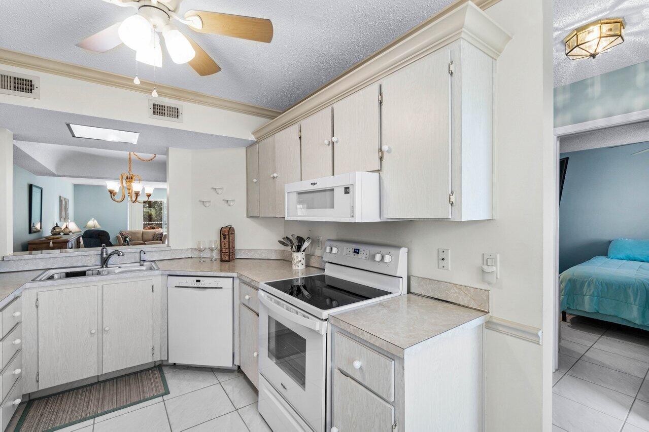 23345 Carolwood Lane 406, Boca Raton Unit: 406