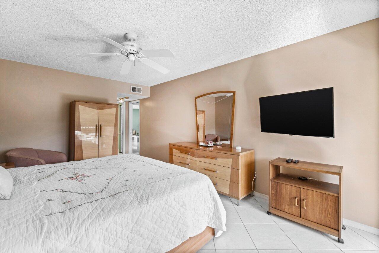 23345 Carolwood Lane 406, Boca Raton Unit: 406