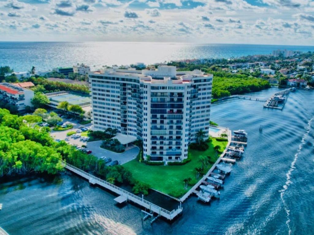 3912 S Ocean Boulevard 605, Highland Beach Unit: 605