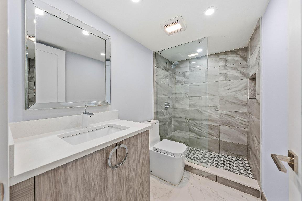 3912 S Ocean Boulevard 605, Highland Beach Unit: 605