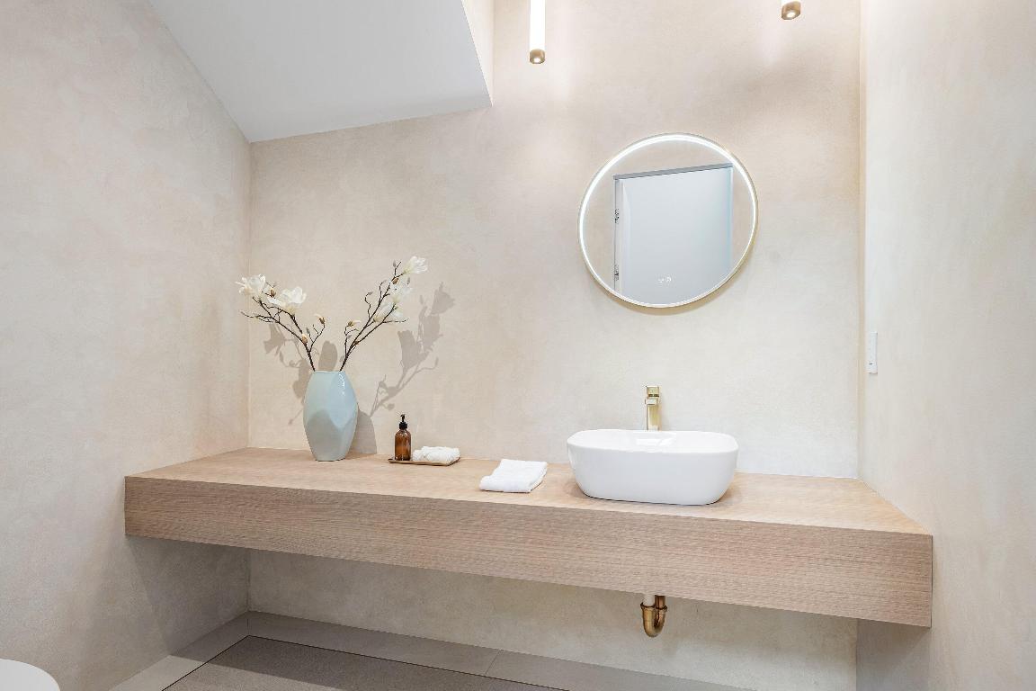 819 Bamboo Lane, Delray Beach