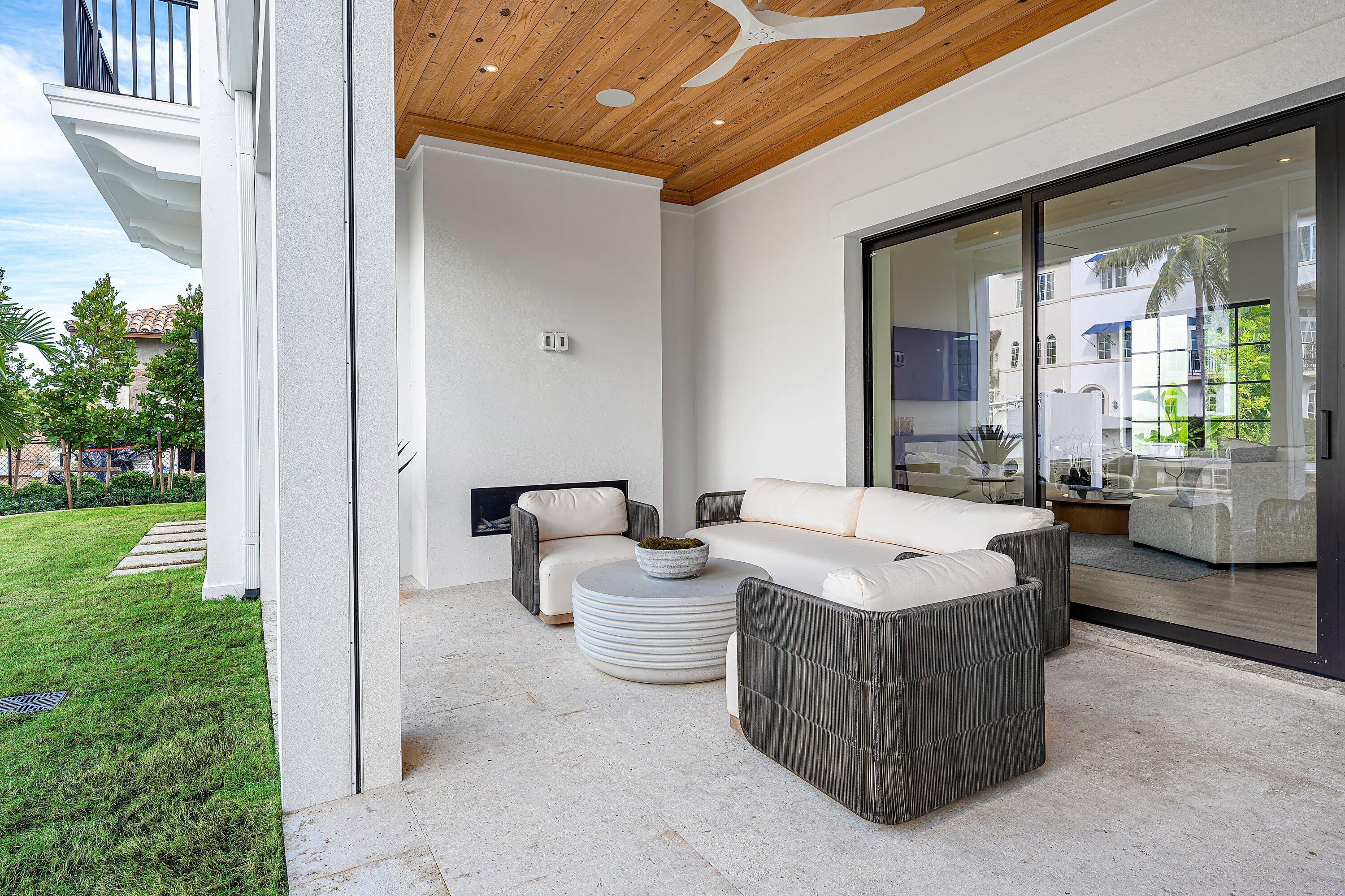 819 Bamboo Lane, Delray Beach