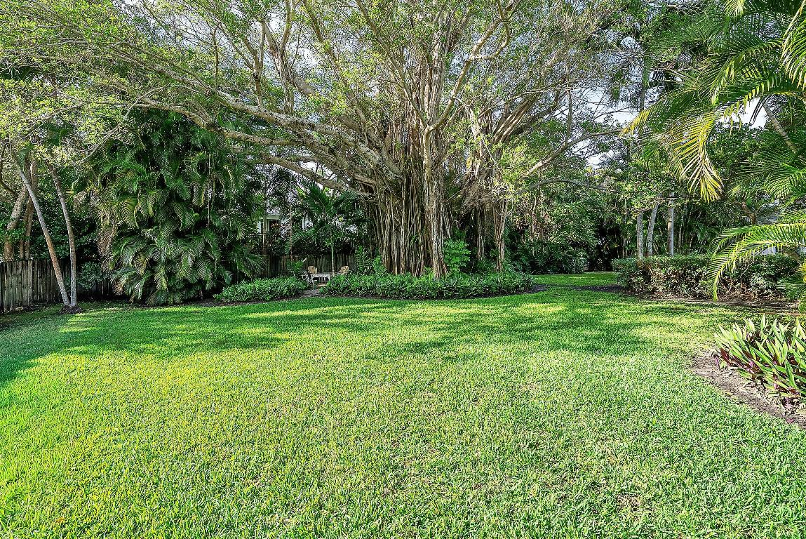 1202 N Swinton Avenue, Delray Beach