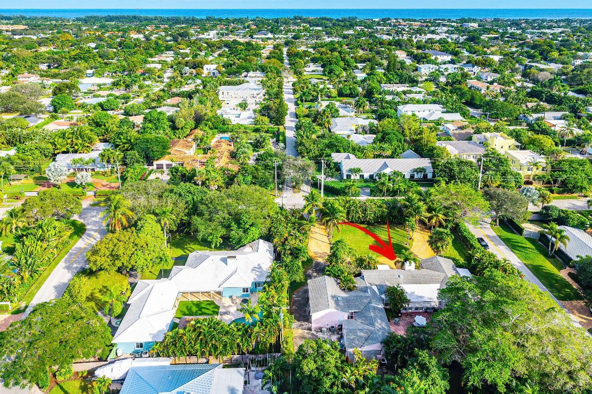 1202 N Swinton Avenue, Delray Beach