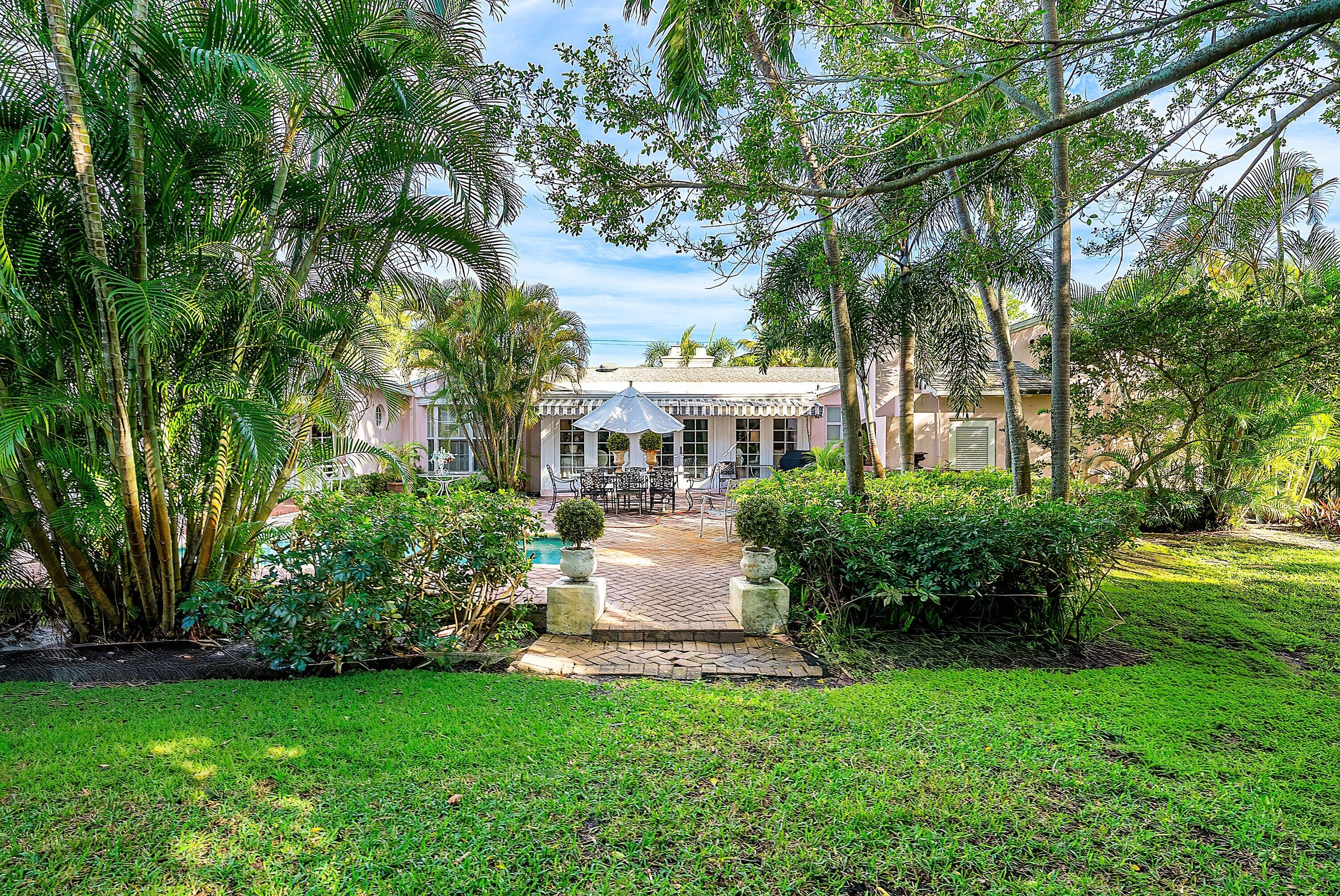 1202 N Swinton Avenue, Delray Beach