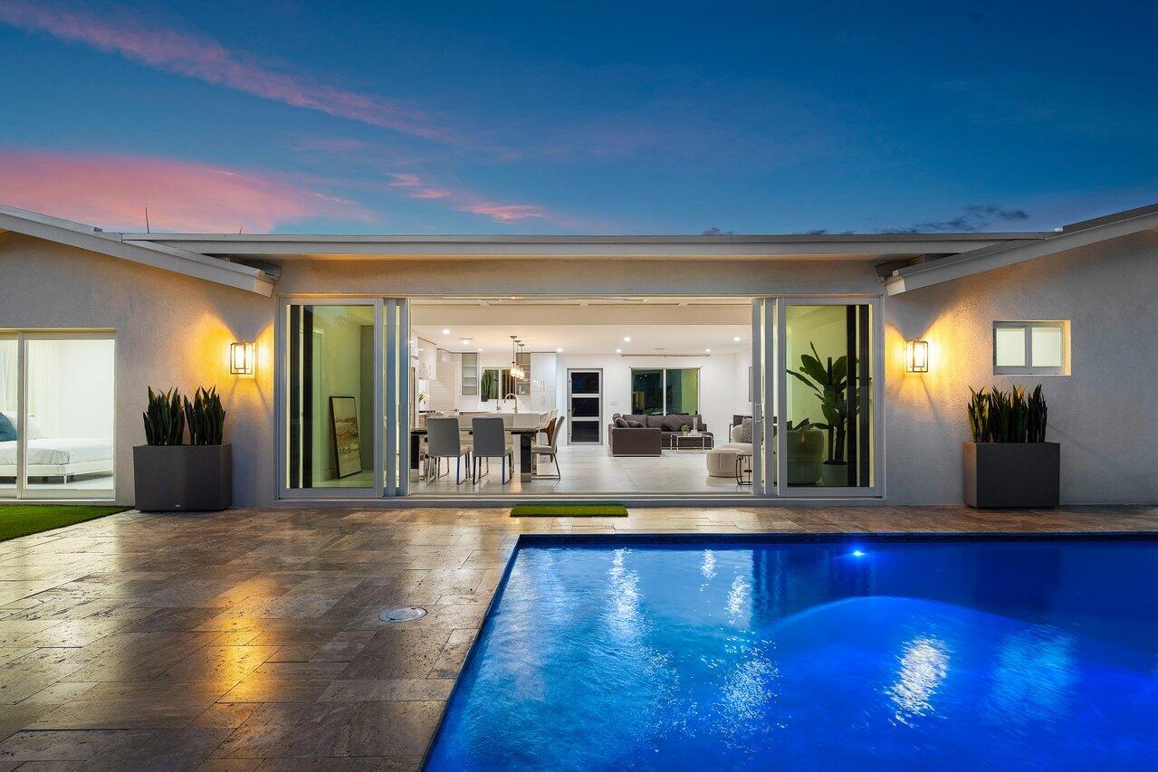 902 SW 27th Place, Boynton Beach