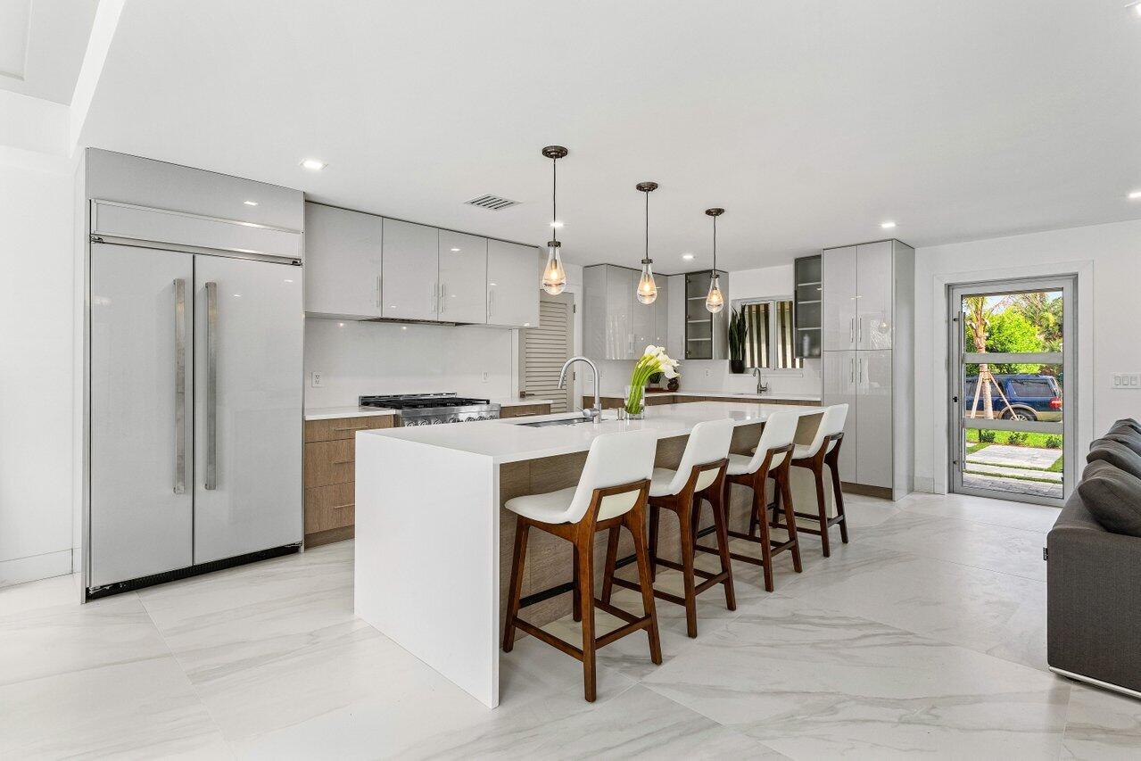 902 SW 27th Place, Boynton Beach