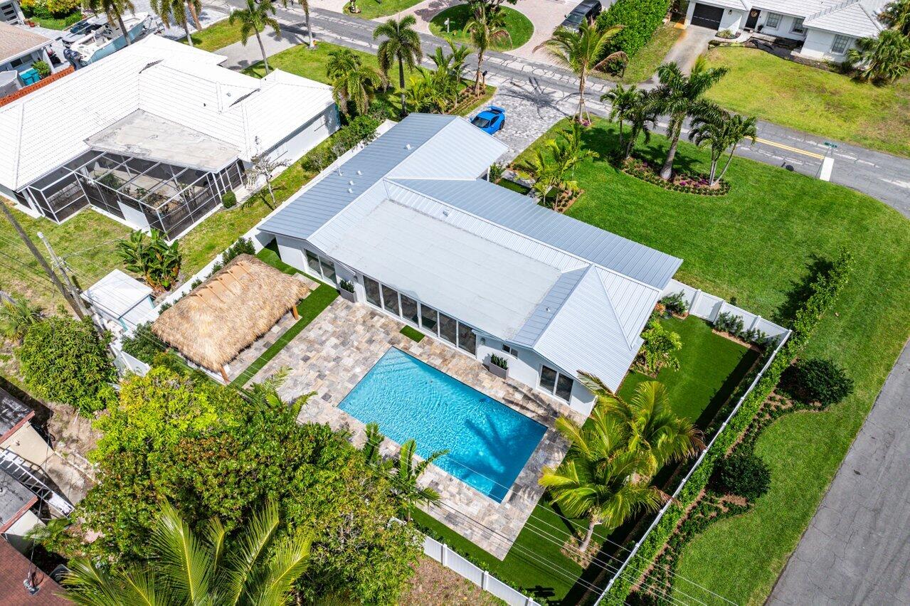 902 SW 27th Place, Boynton Beach