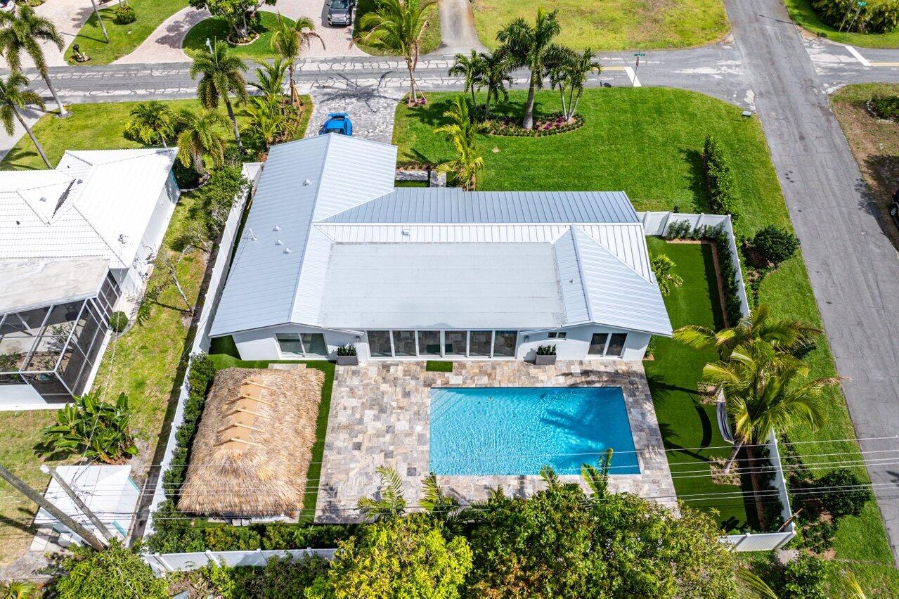 902 SW 27th Place, Boynton Beach