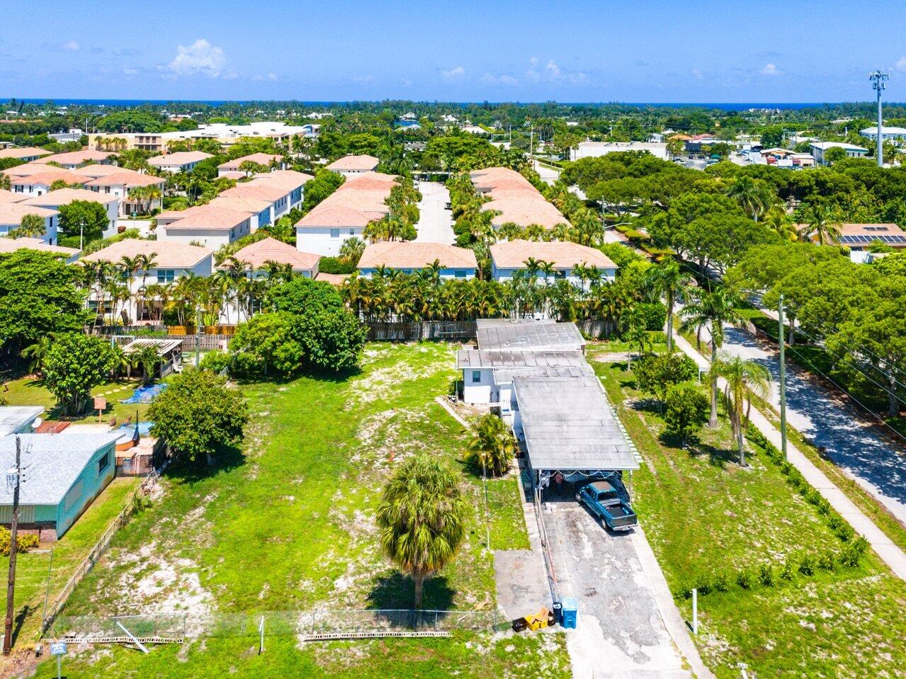 3650 SE 2nd Court, Boynton Beach
