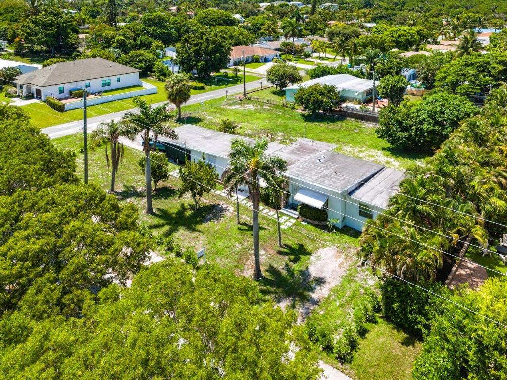 3650 SE 2nd Court, Boynton Beach