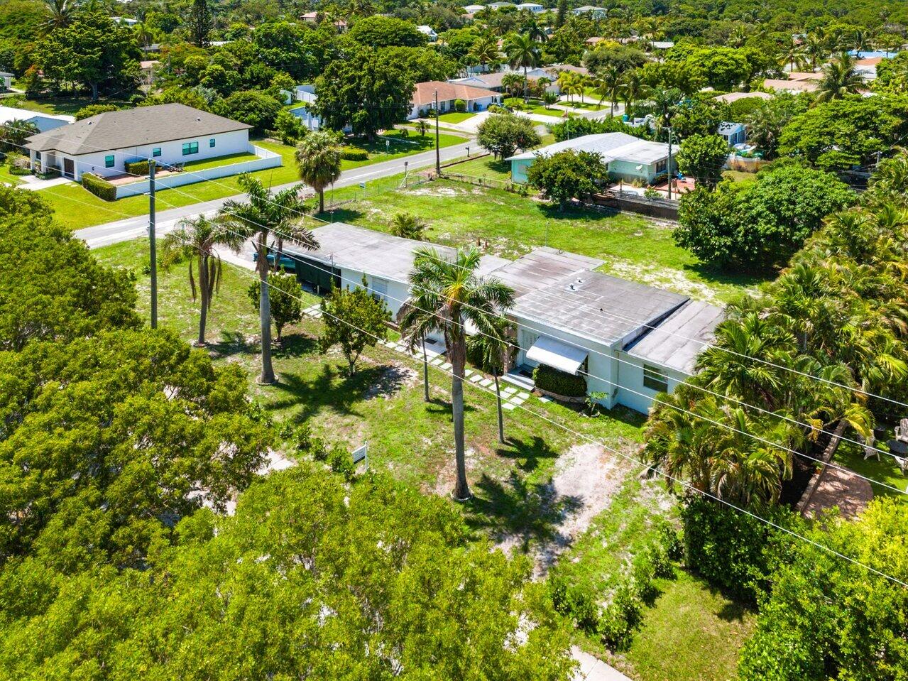 3650 SE 2nd Court, Boynton Beach