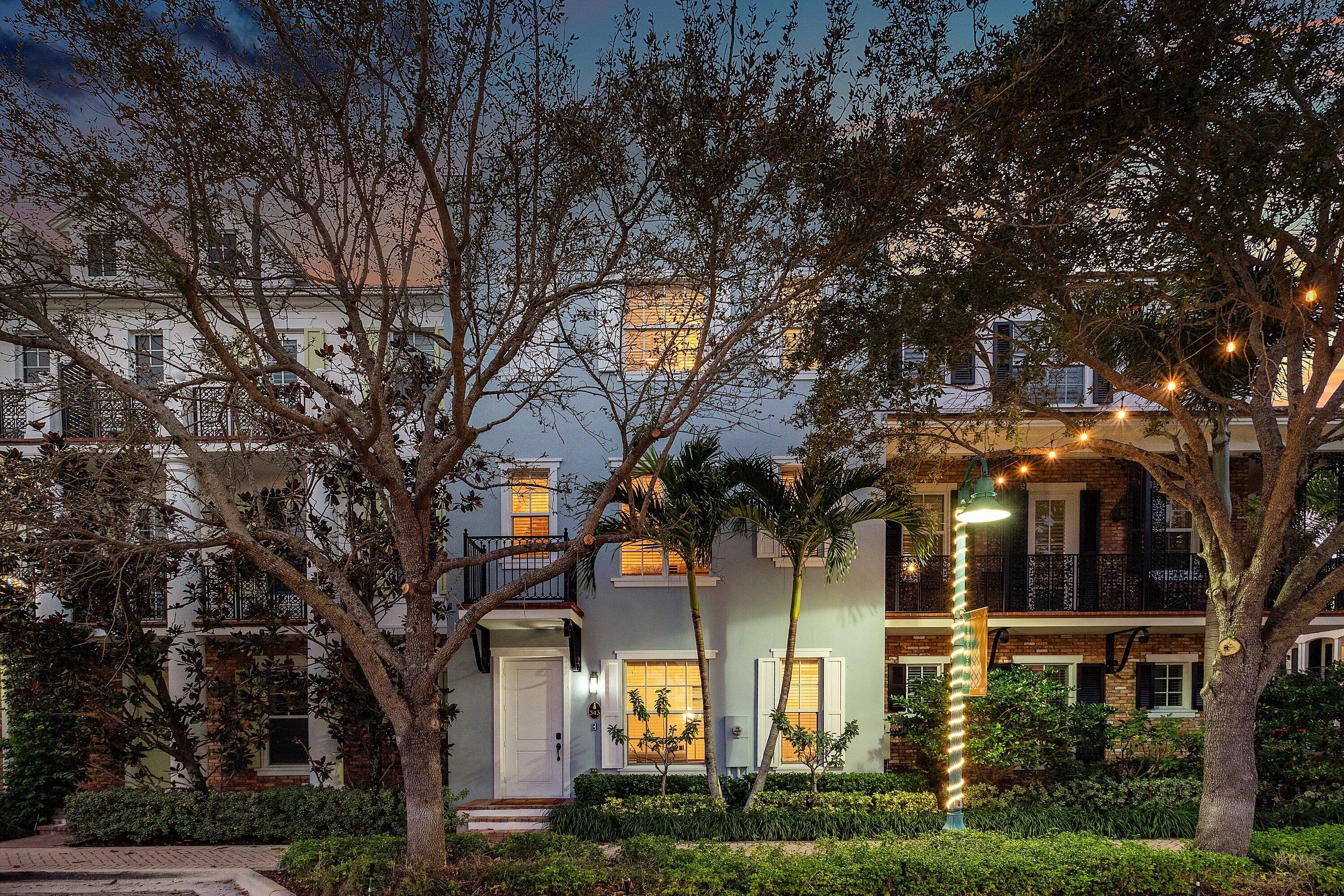 343 E Cannery Row Circle