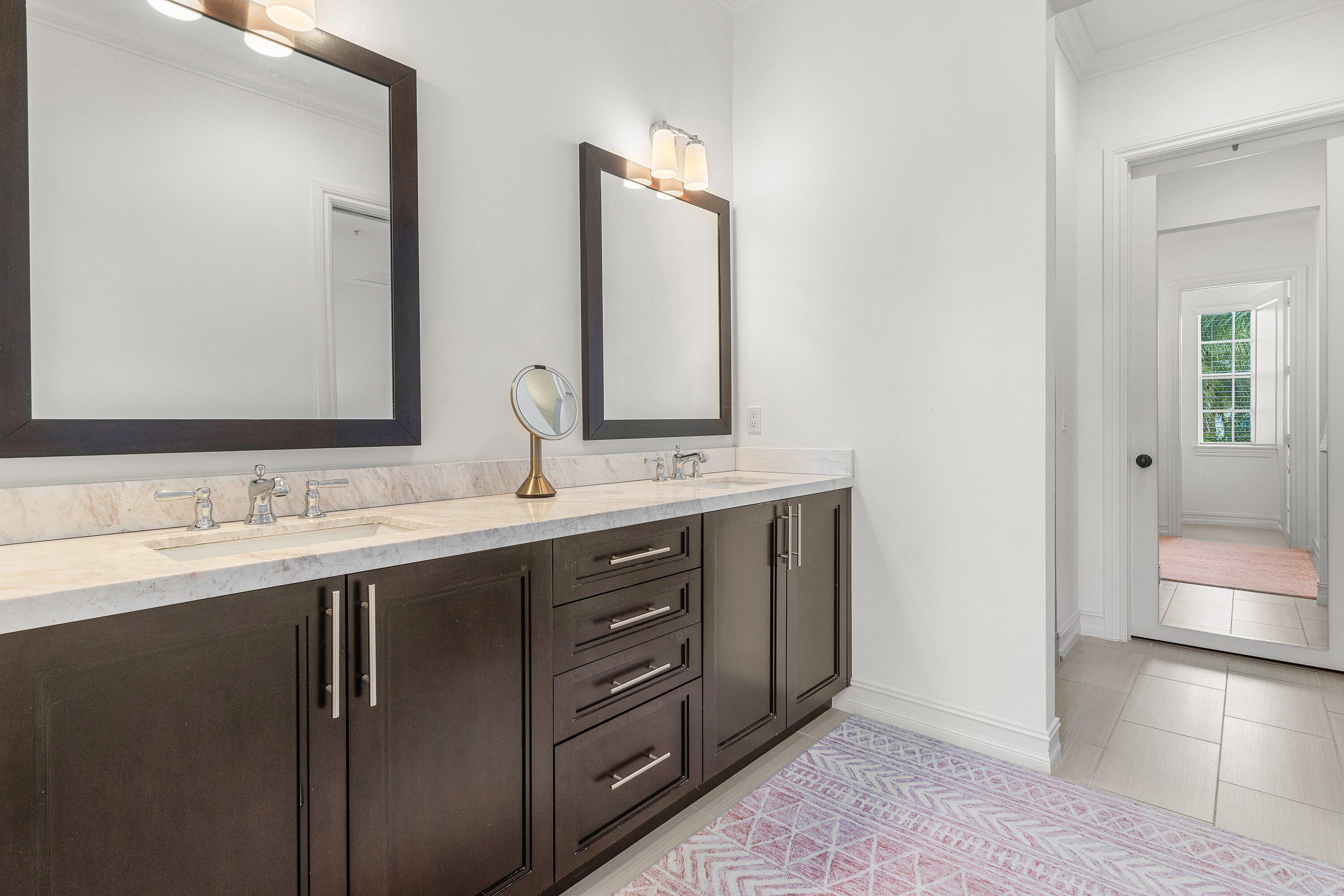 343 E Cannery Row Circle