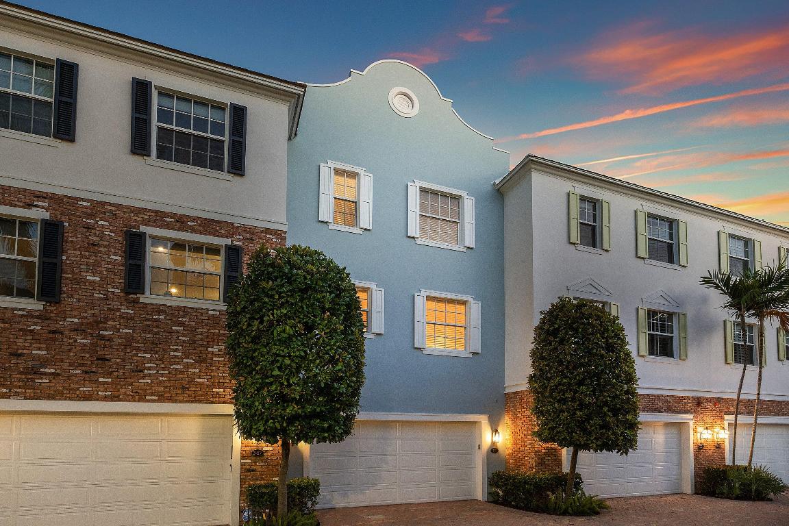 343 E Cannery Row Circle